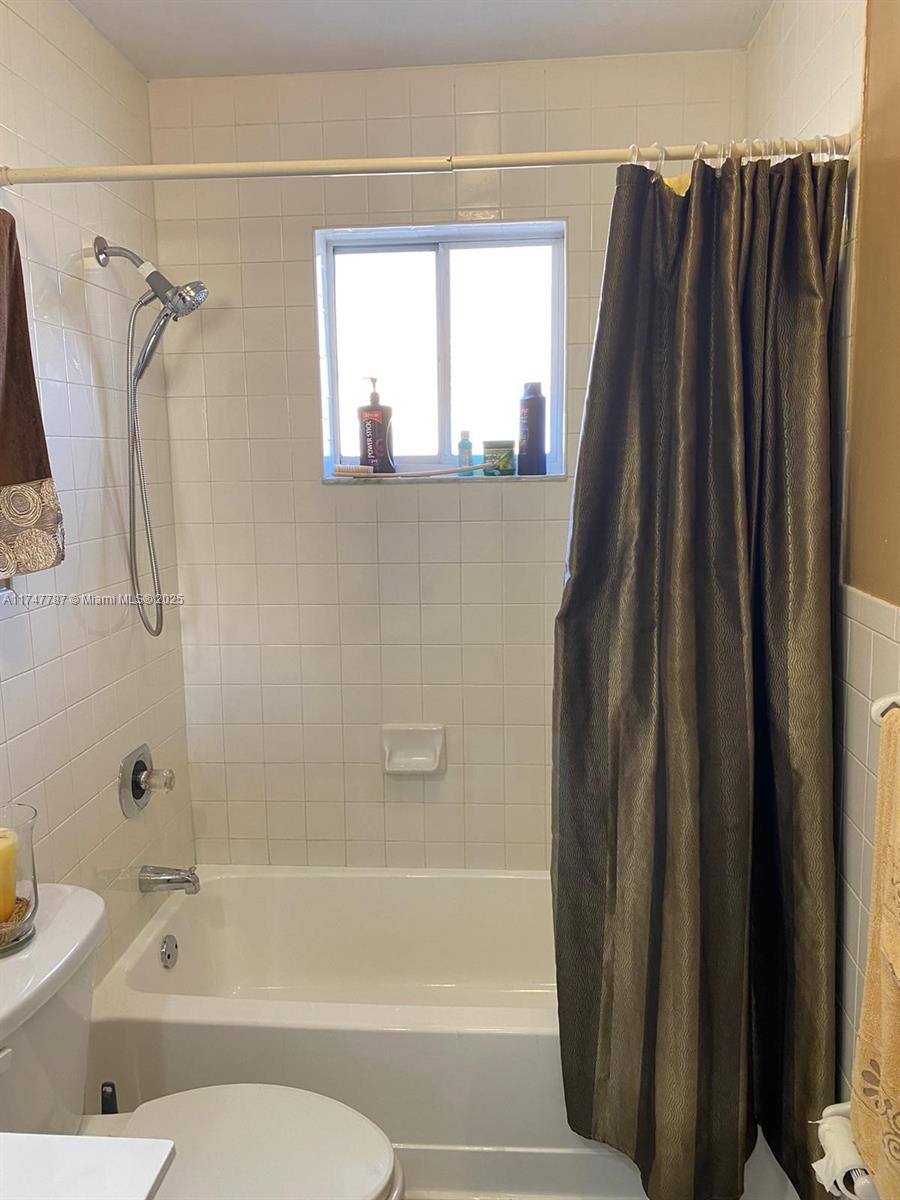 VILLA VERANDA CONDO - Residential Lease