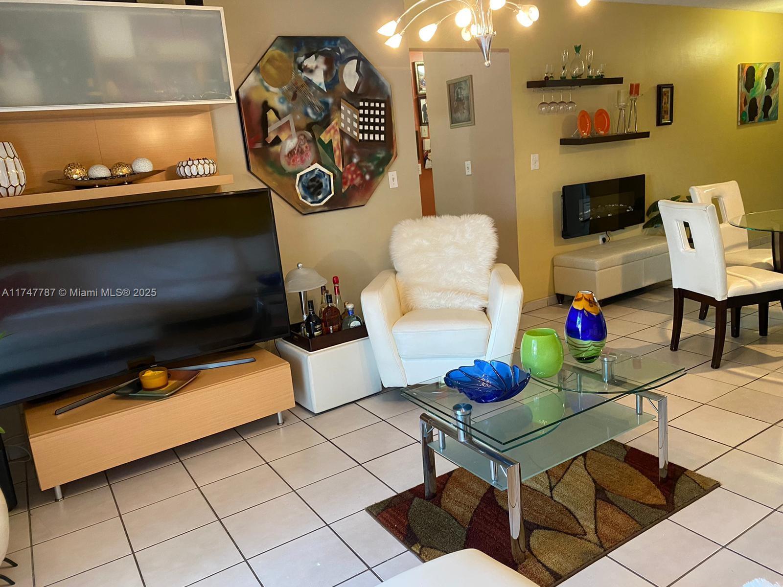 VILLA VERANDA CONDO - Residential Lease