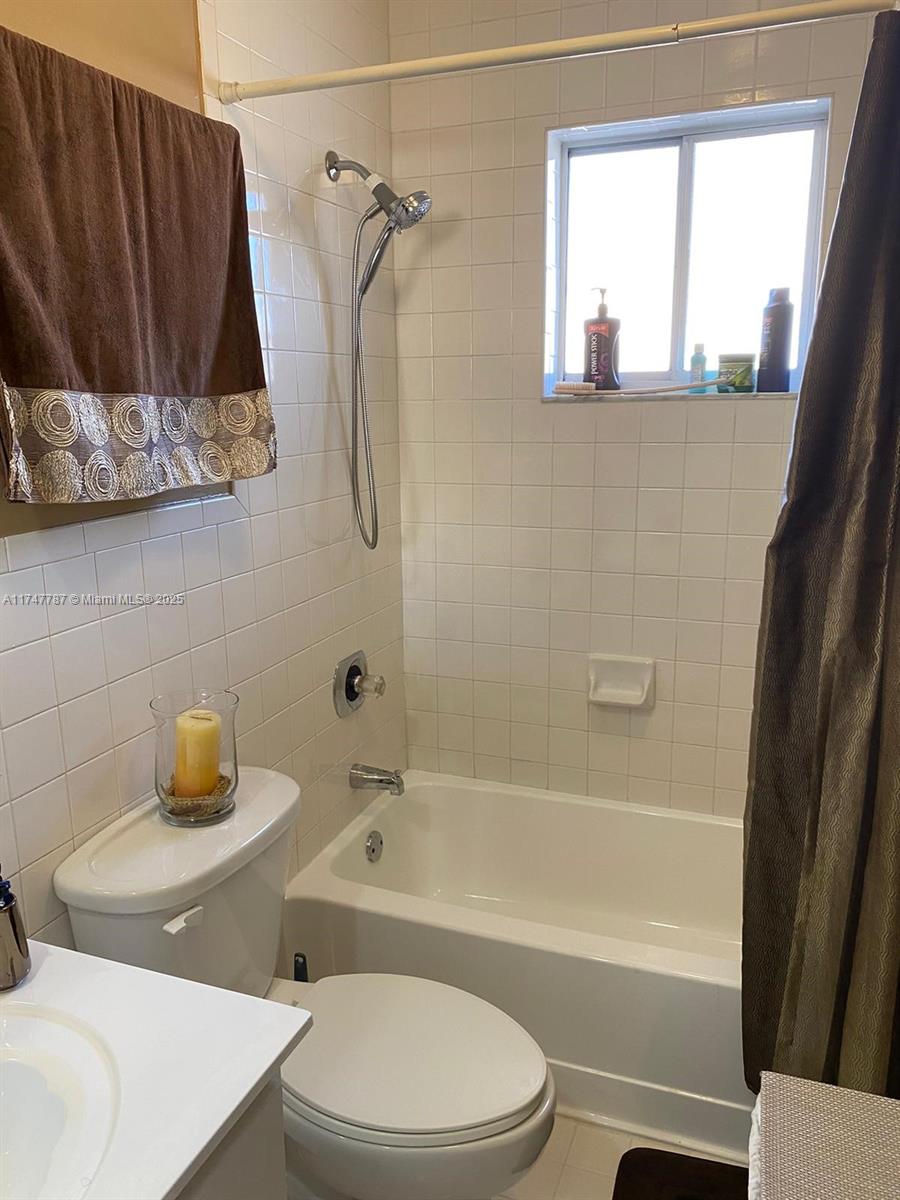 VILLA VERANDA CONDO - Residential Lease