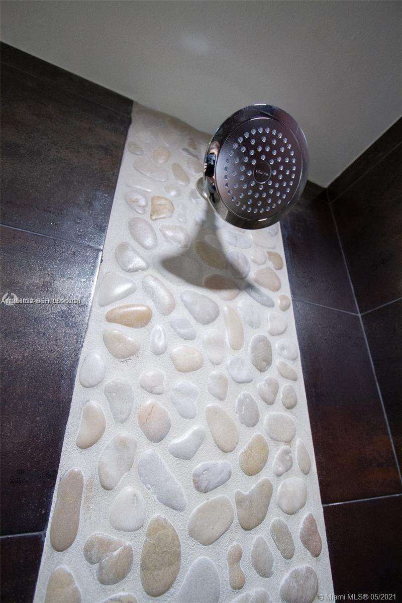 TIDES ON HOLLYWOOD BEACH - Residential