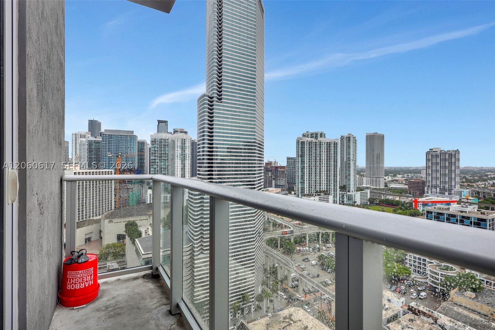 CENTRO CONDO - Residential