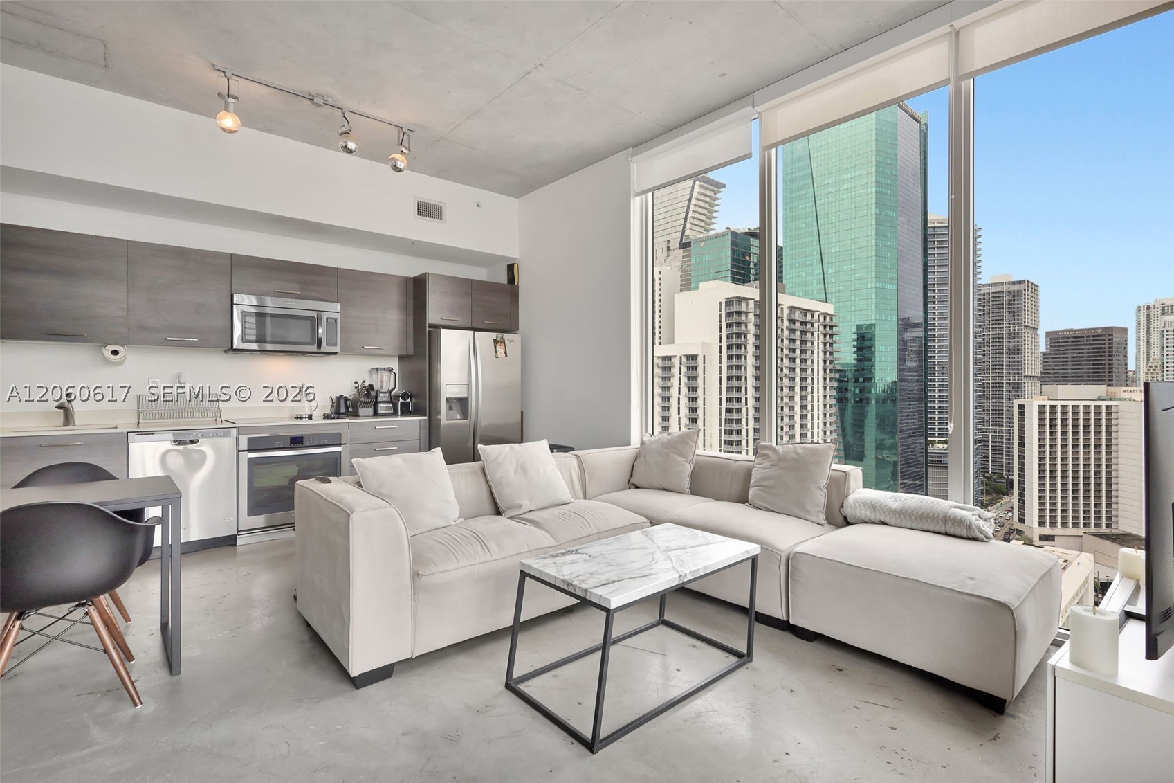 CENTRO CONDO - Residential