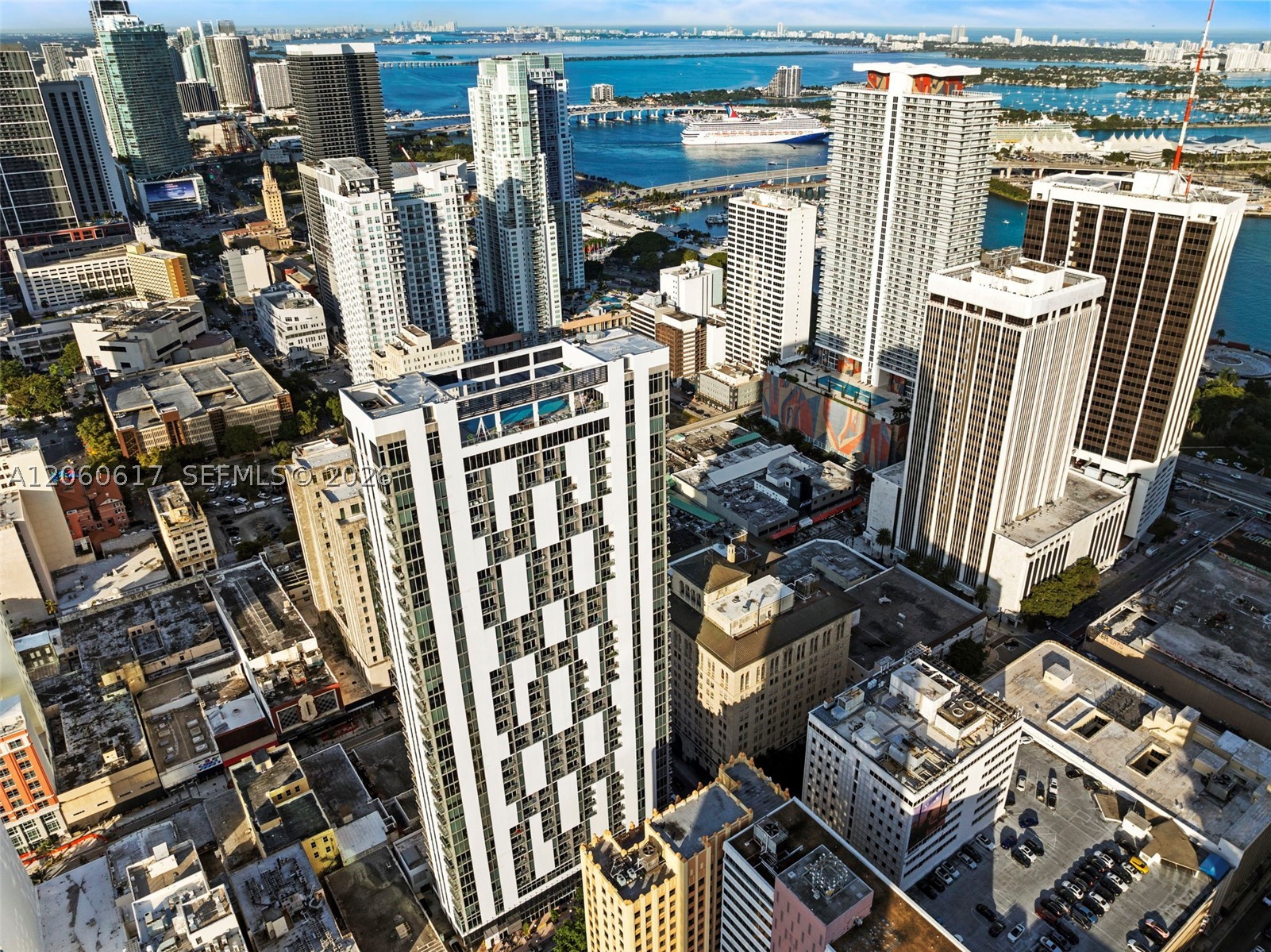 CENTRO CONDO - Residential