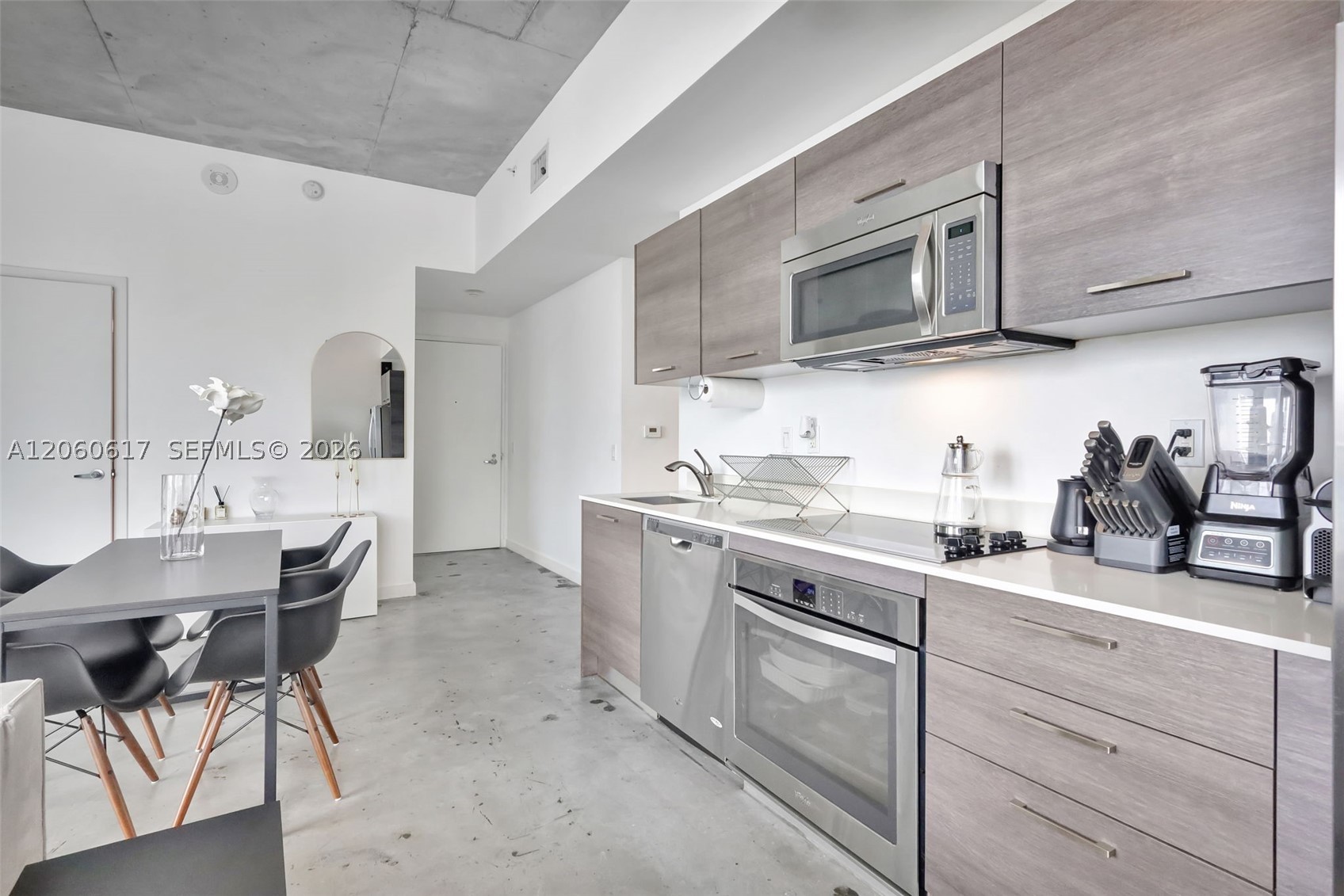 CENTRO CONDO - Residential