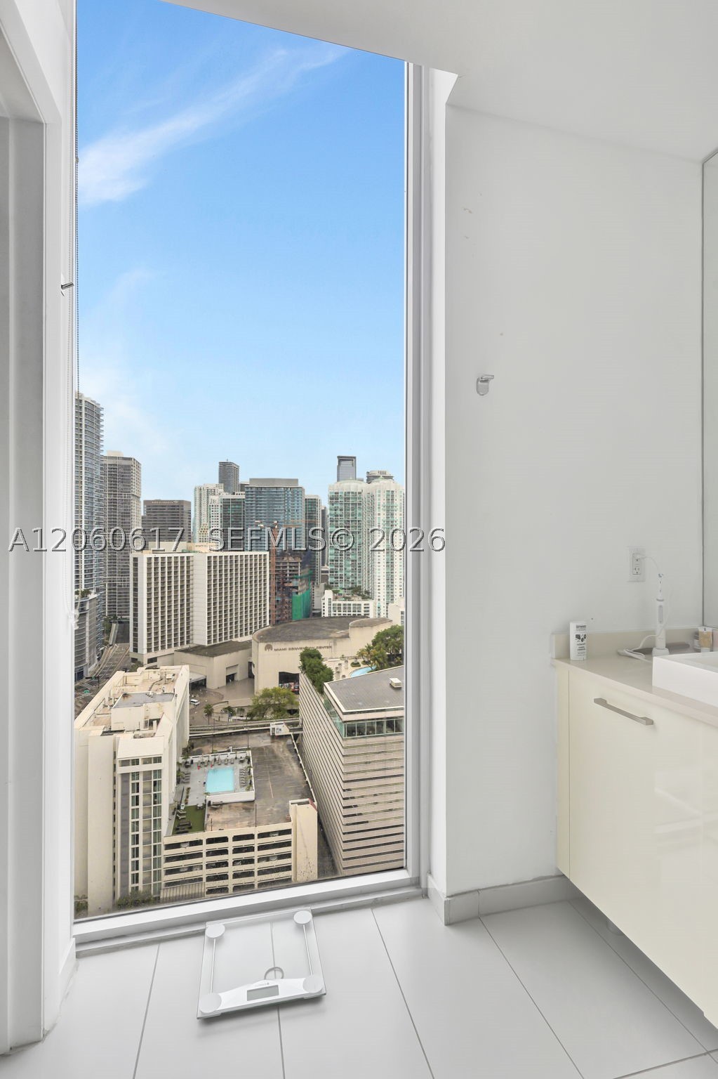 CENTRO CONDO - Residential