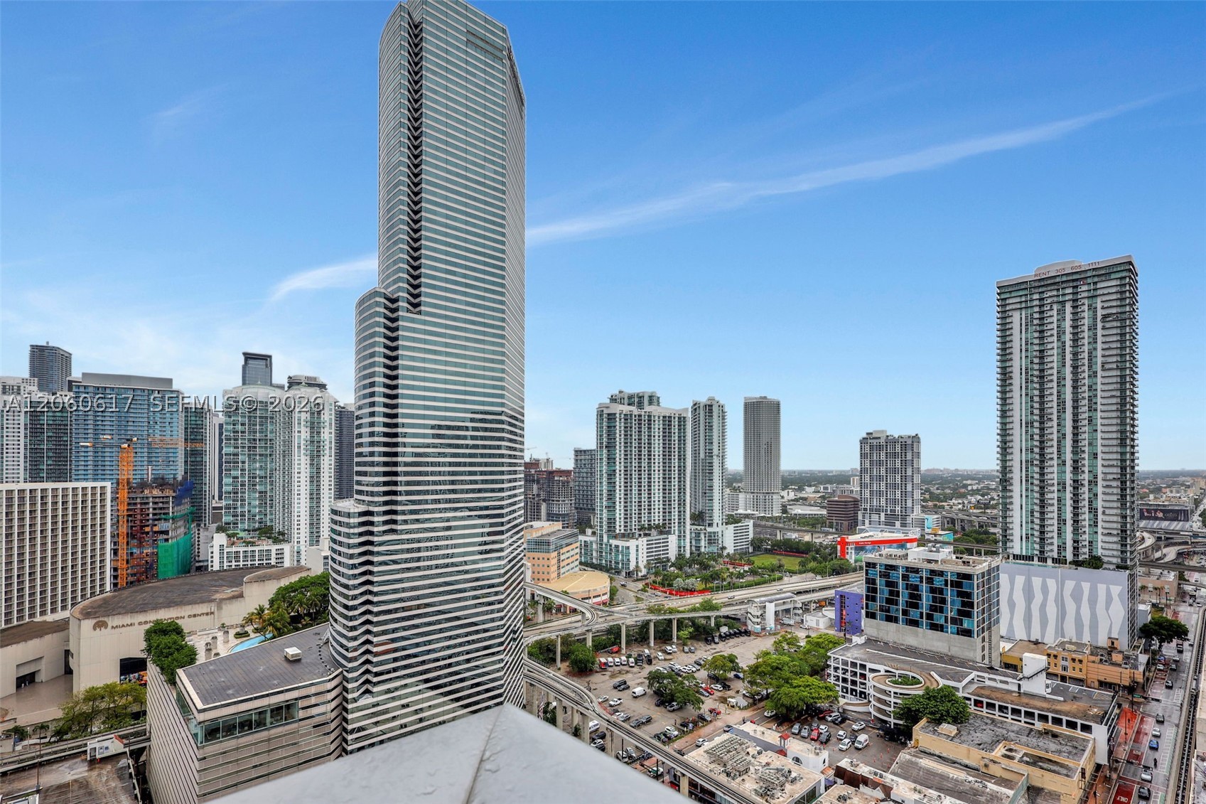 CENTRO CONDO - Residential