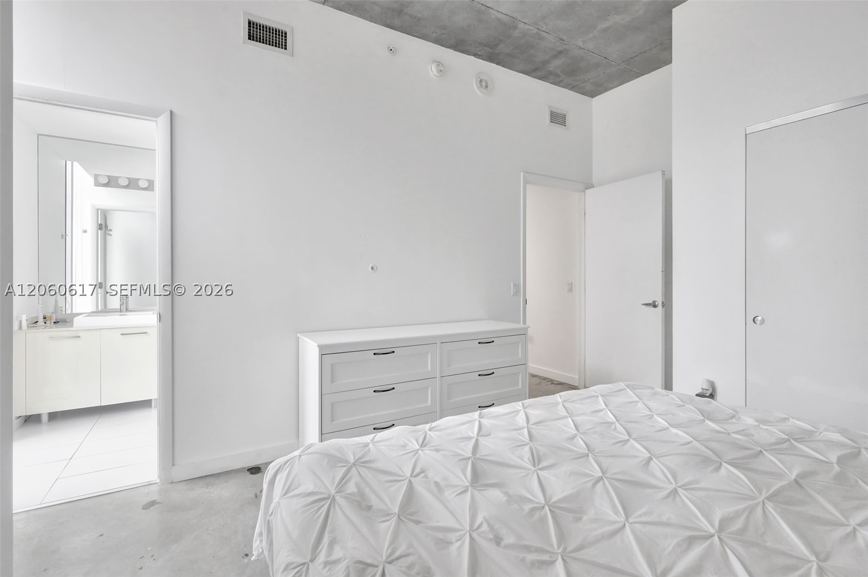 CENTRO CONDO - Residential