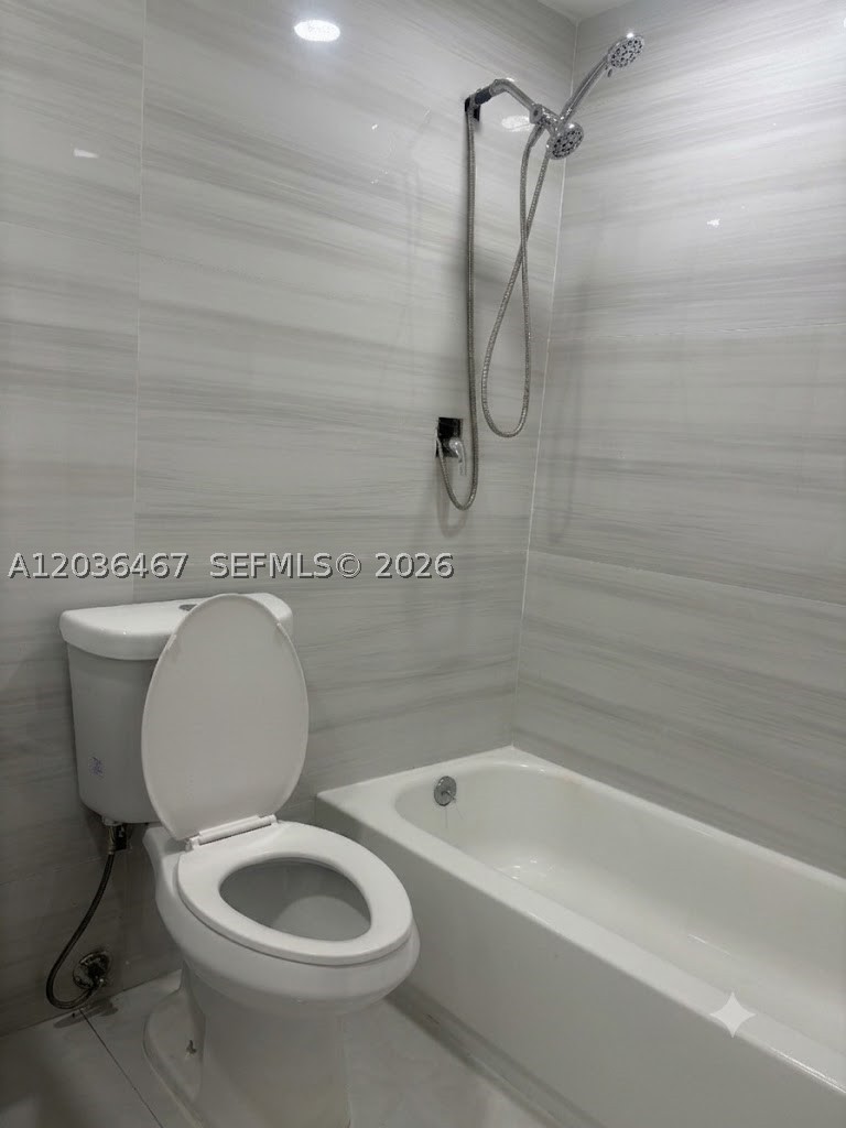 IVES ESTATES SEC 4 - Residential Lease