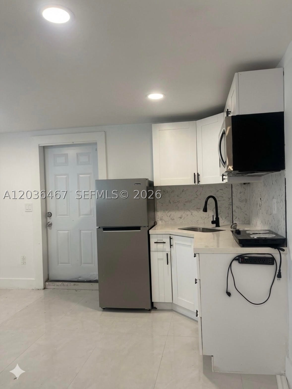 IVES ESTATES SEC 4 - Residential Lease