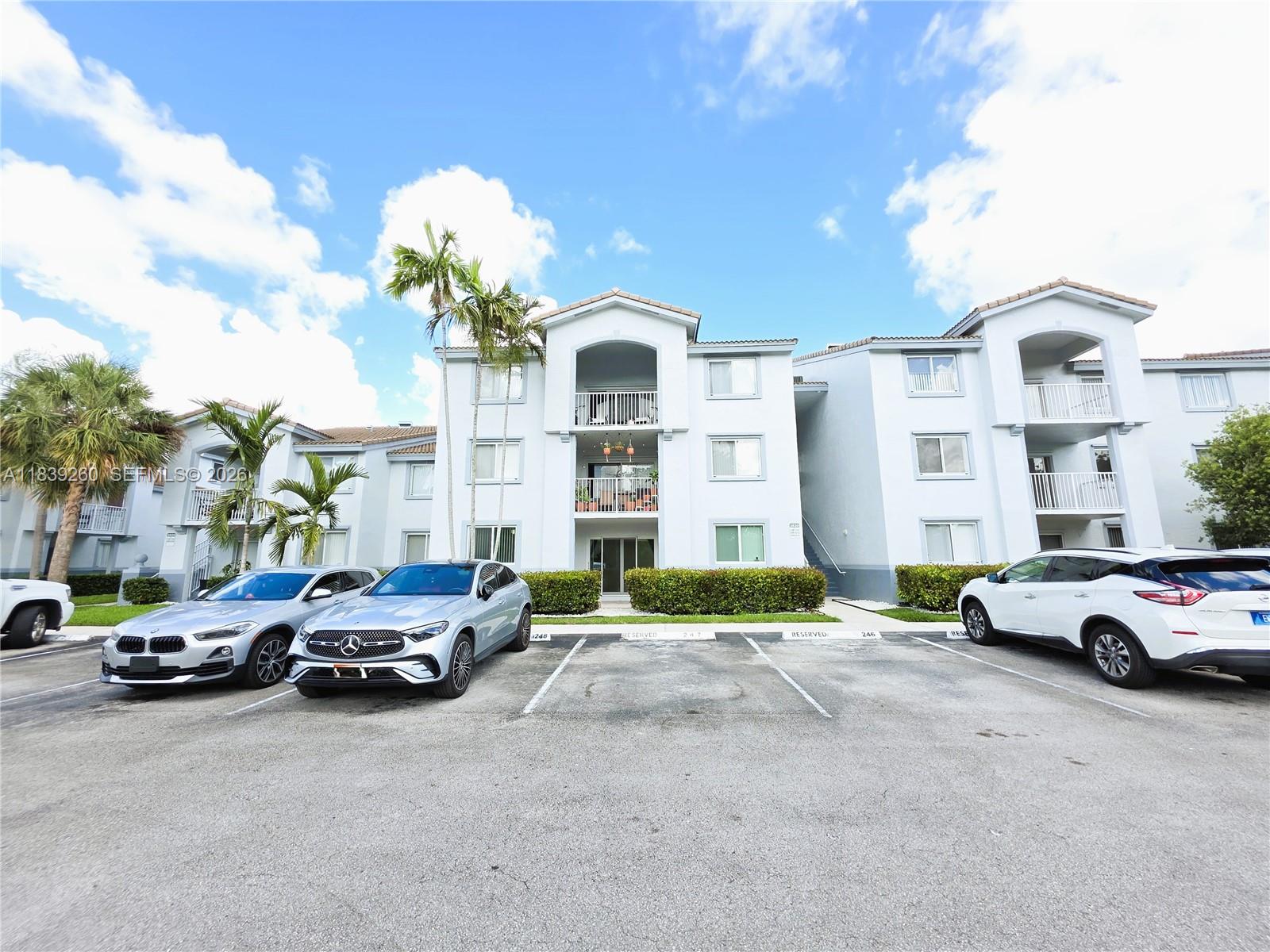 ROYAL GRAND CONDO - Residential