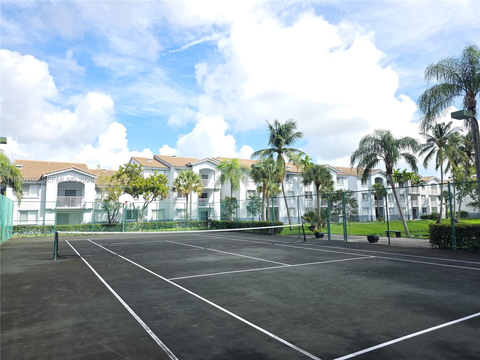 ROYAL GRAND CONDO - Residential