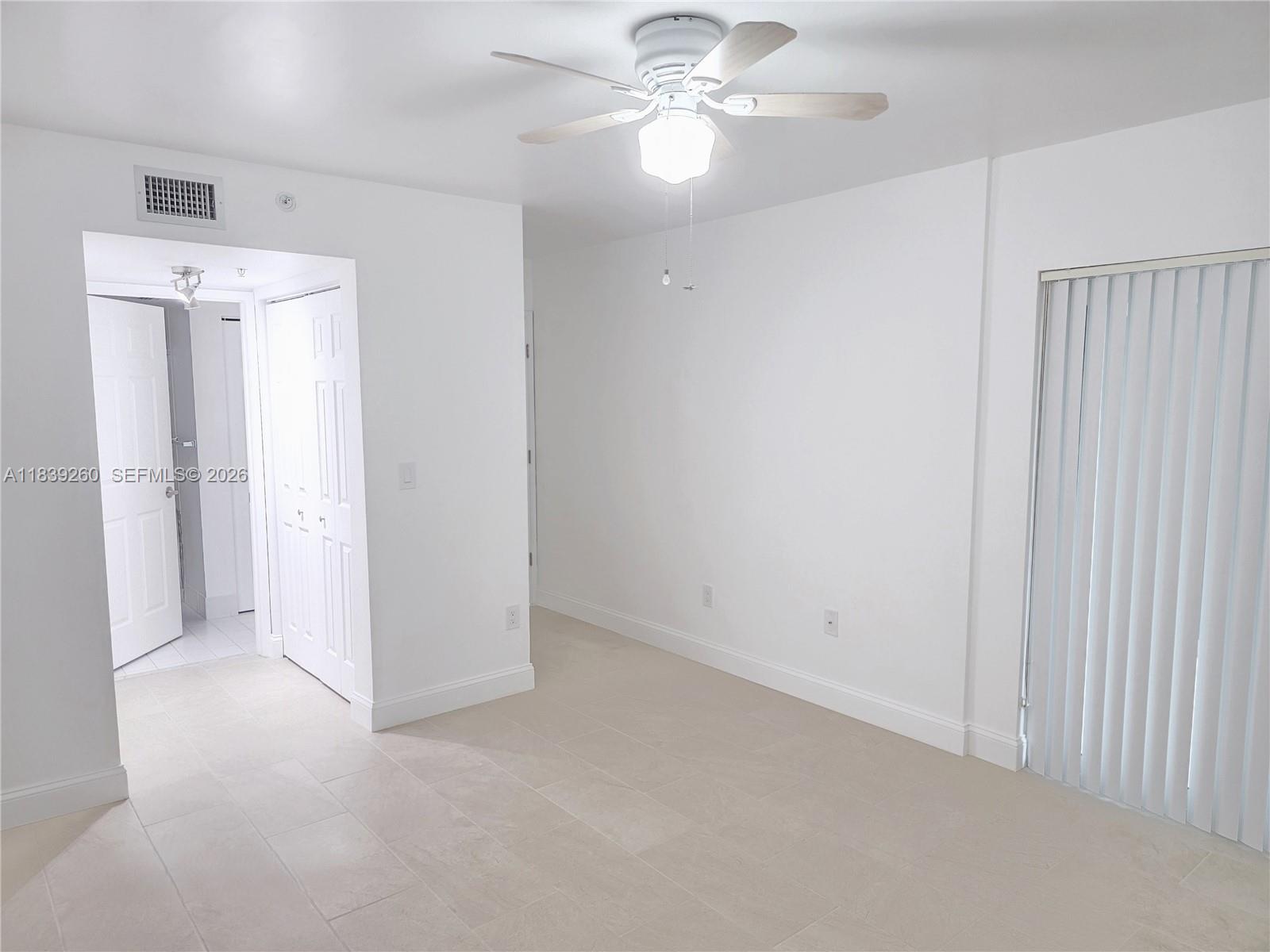 ROYAL GRAND CONDO - Residential