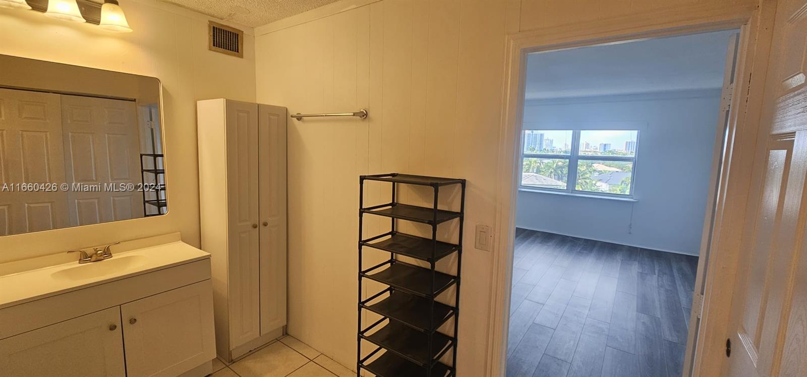 OCEAN VIEW TOWERS CONDO - Residential Lease