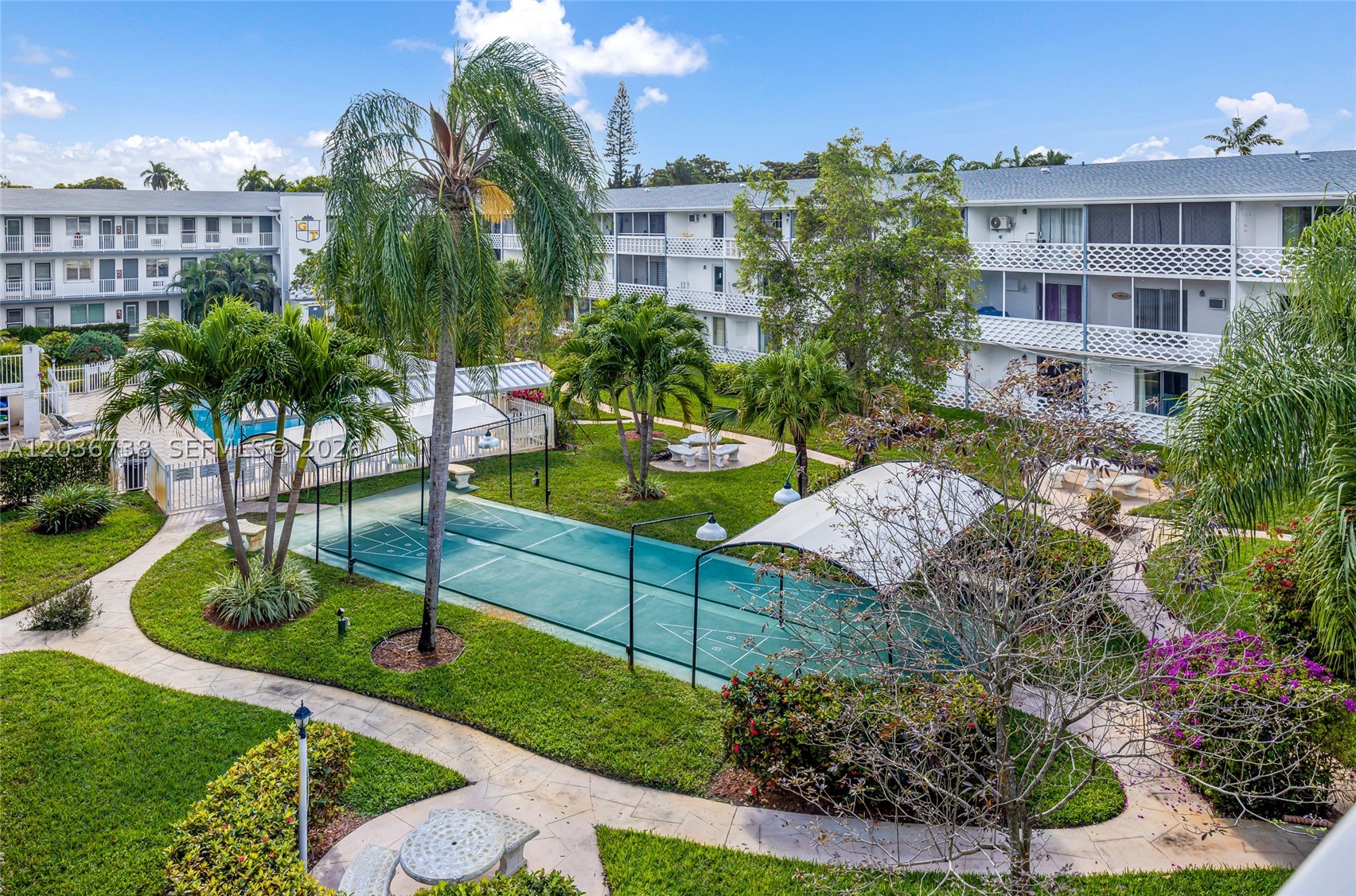 GOLDEN TOWERS CO-OP - Residential
