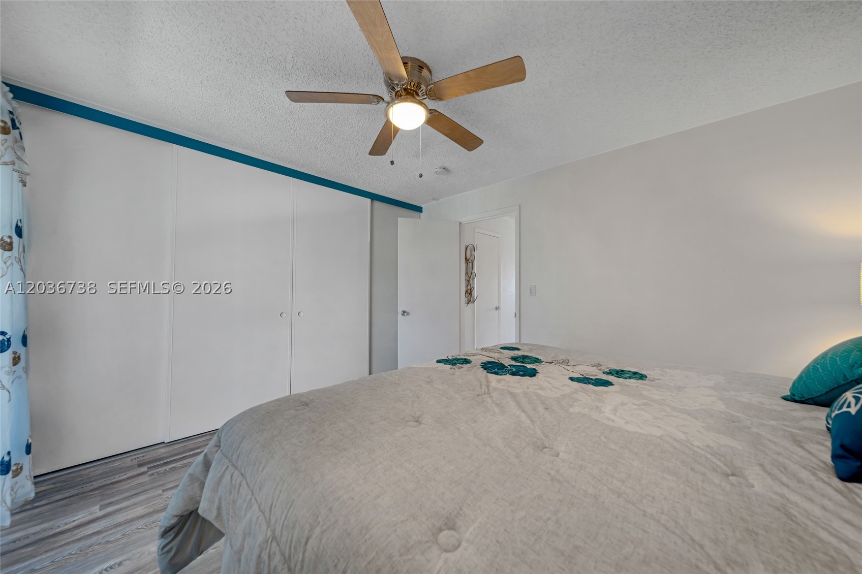 GOLDEN TOWERS CO-OP - Residential