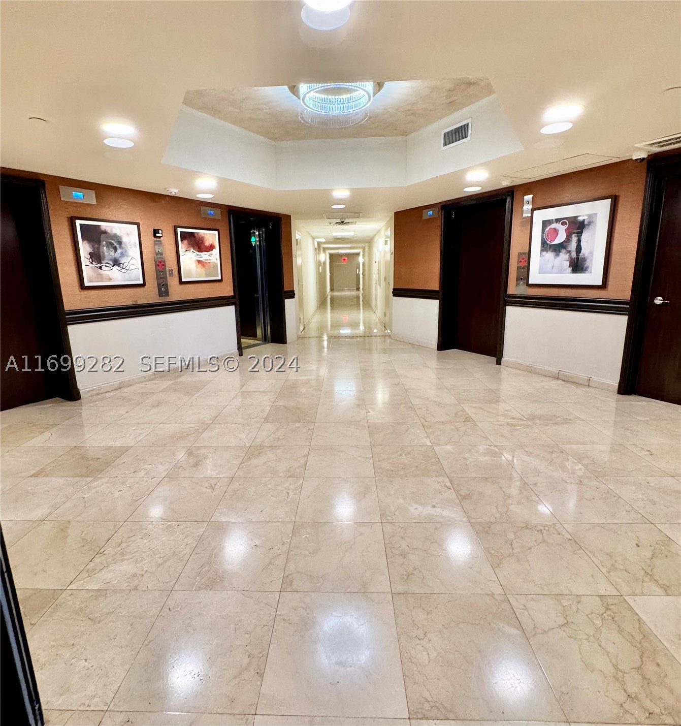 MYSTIC POINTE TOWER 600 C - Residential