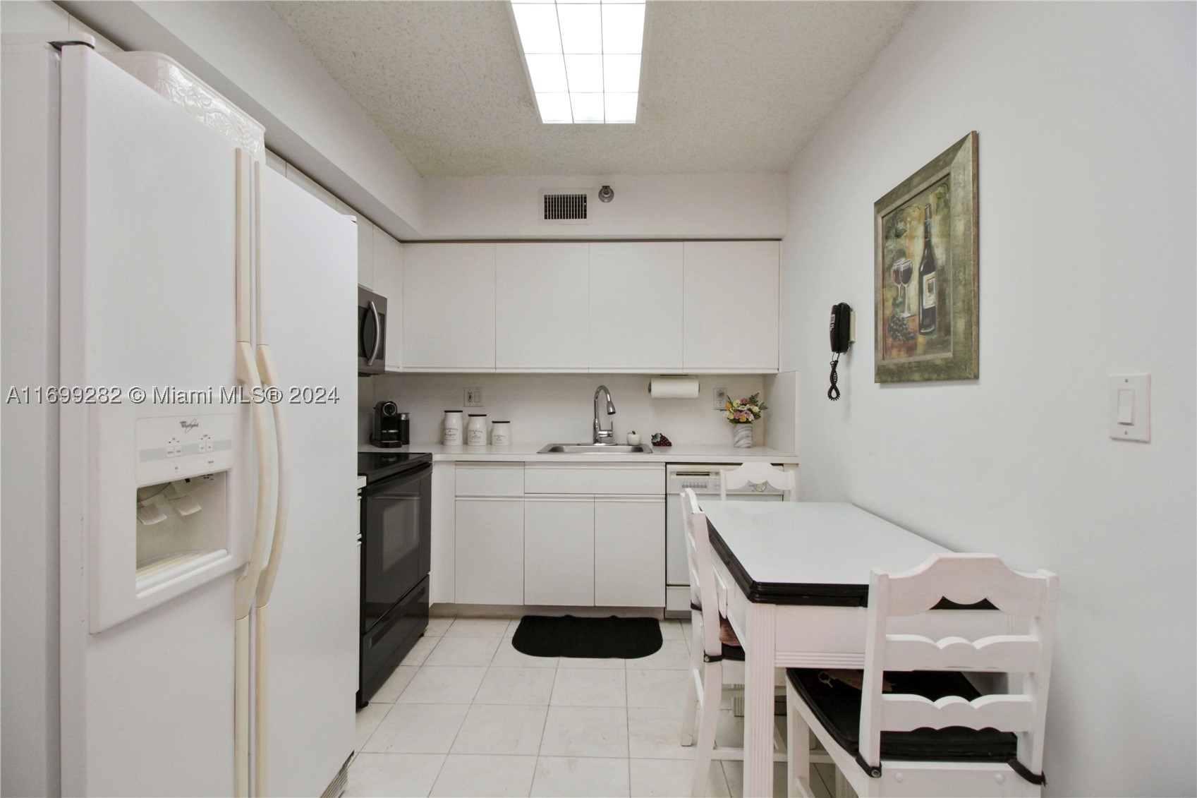 MYSTIC POINTE TOWER 600 C - Residential
