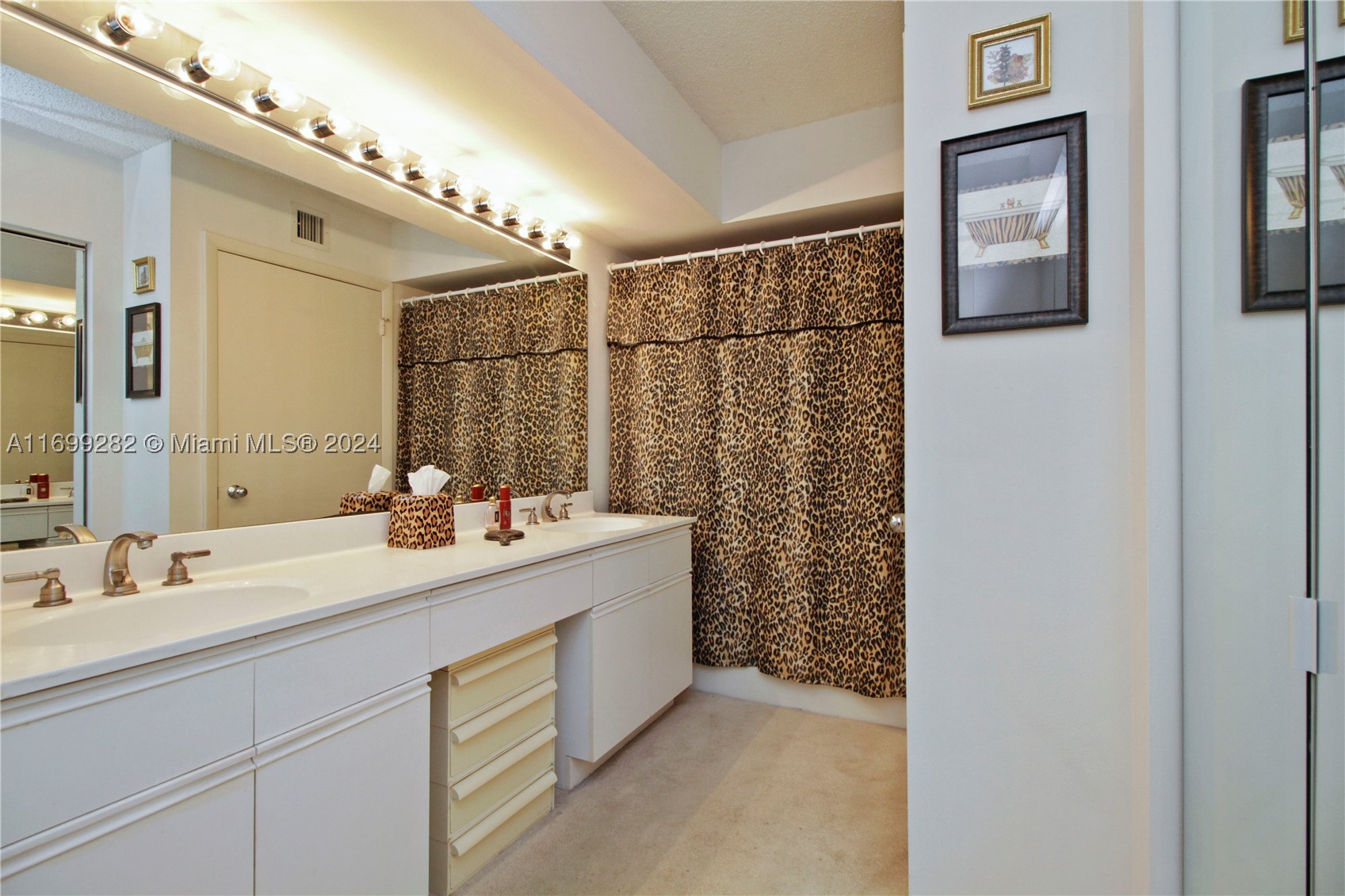 MYSTIC POINTE TOWER 600 C - Residential