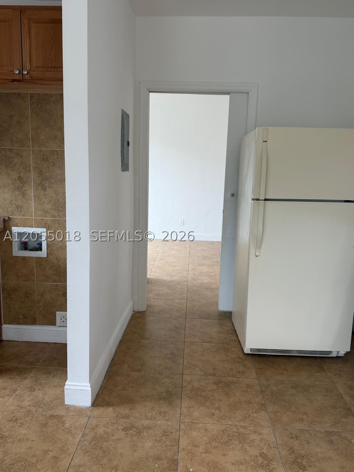 ANTILLA PARK - Residential Lease