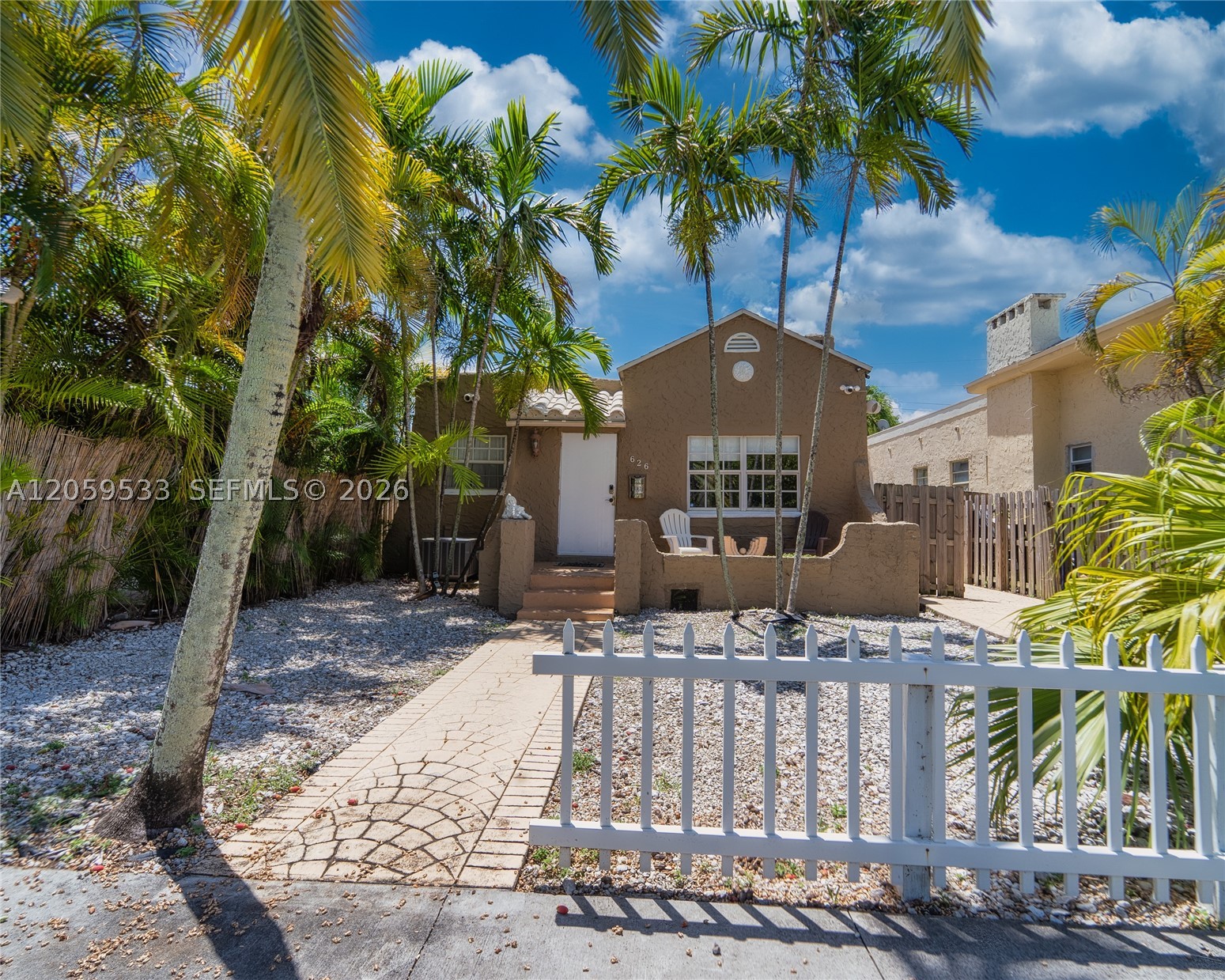 Excellent opportunity for first-time home buyers or savvy investors! This cozy and inviting 3-bedroom, 1-bathroom single-family residence features soaring vaulted ceilings, a warm, functional layout, and endless potential. Located just minutes from the beach, local parks, shopping, dining, and major commuter routes