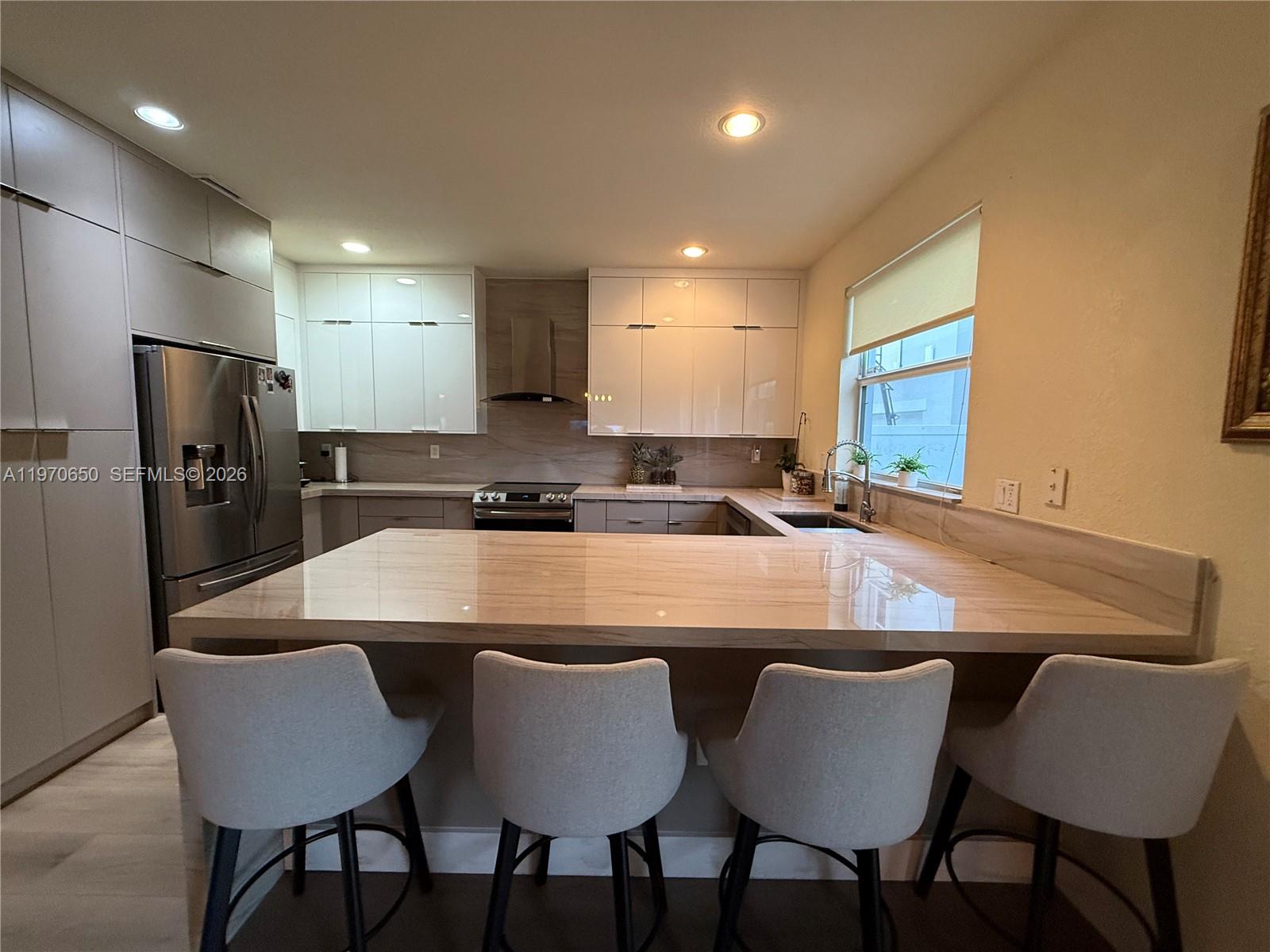 KENDALL COMMONS RESIDENTI - Residential