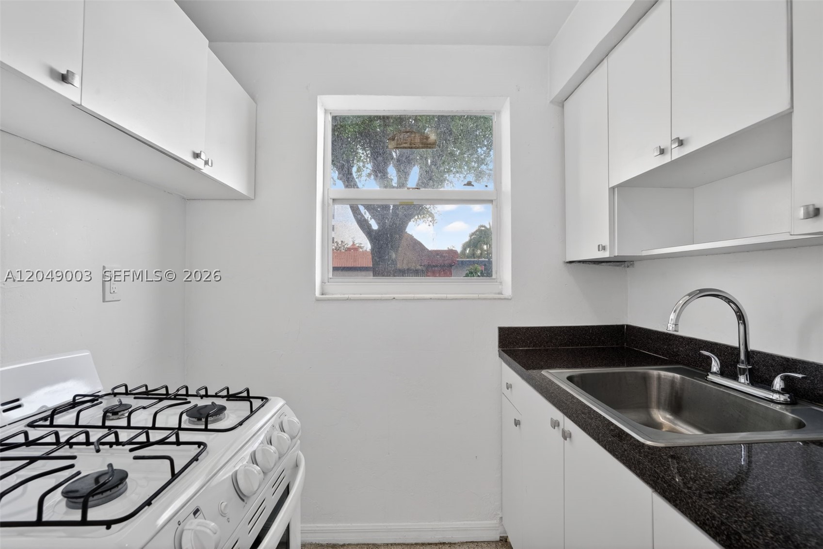 EVANSTON HEIGHTS - Residential Income