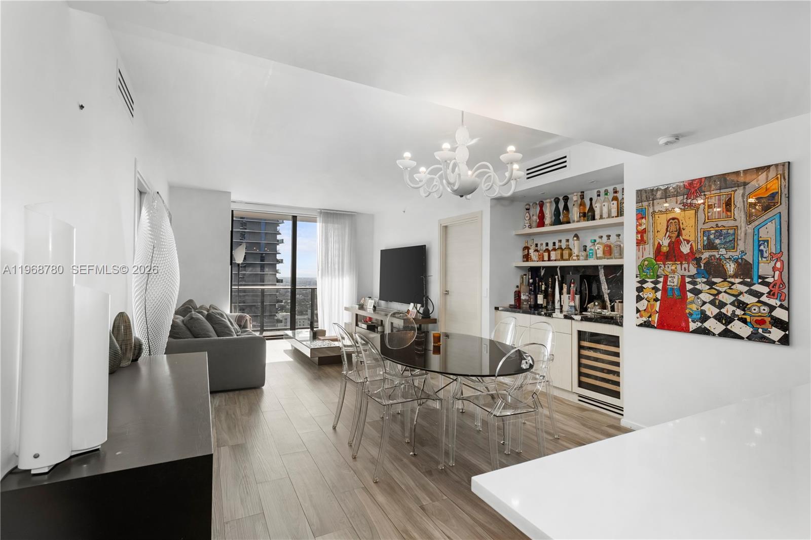 801 SMA RESIDENCES CONDO - Residential