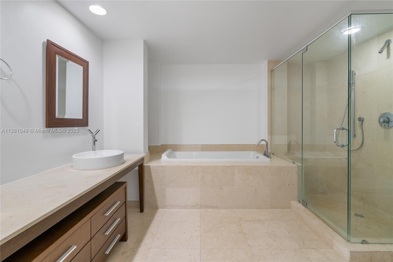ICONBRICKELL CONDO NO 1 - Residential Lease