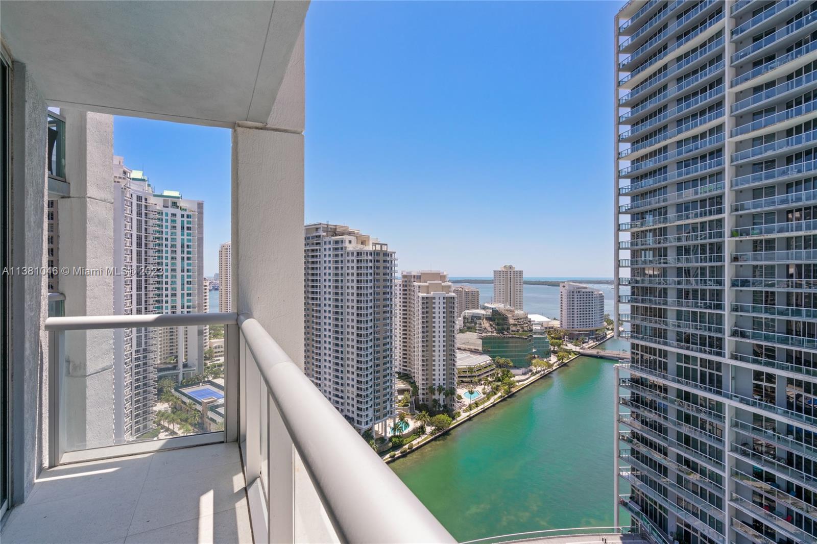 ICONBRICKELL CONDO NO 1 - Residential Lease