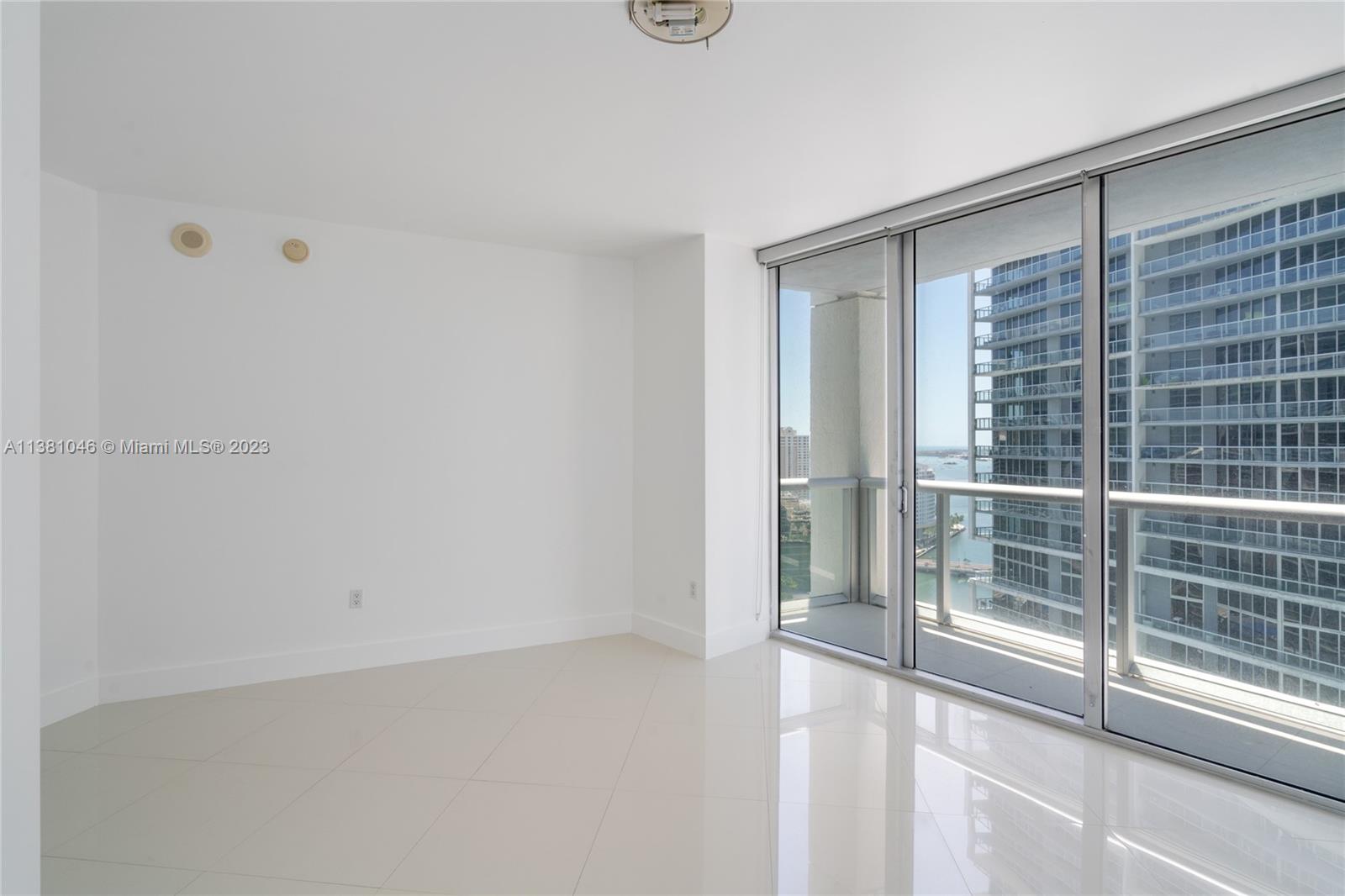 ICONBRICKELL CONDO NO 1 - Residential Lease