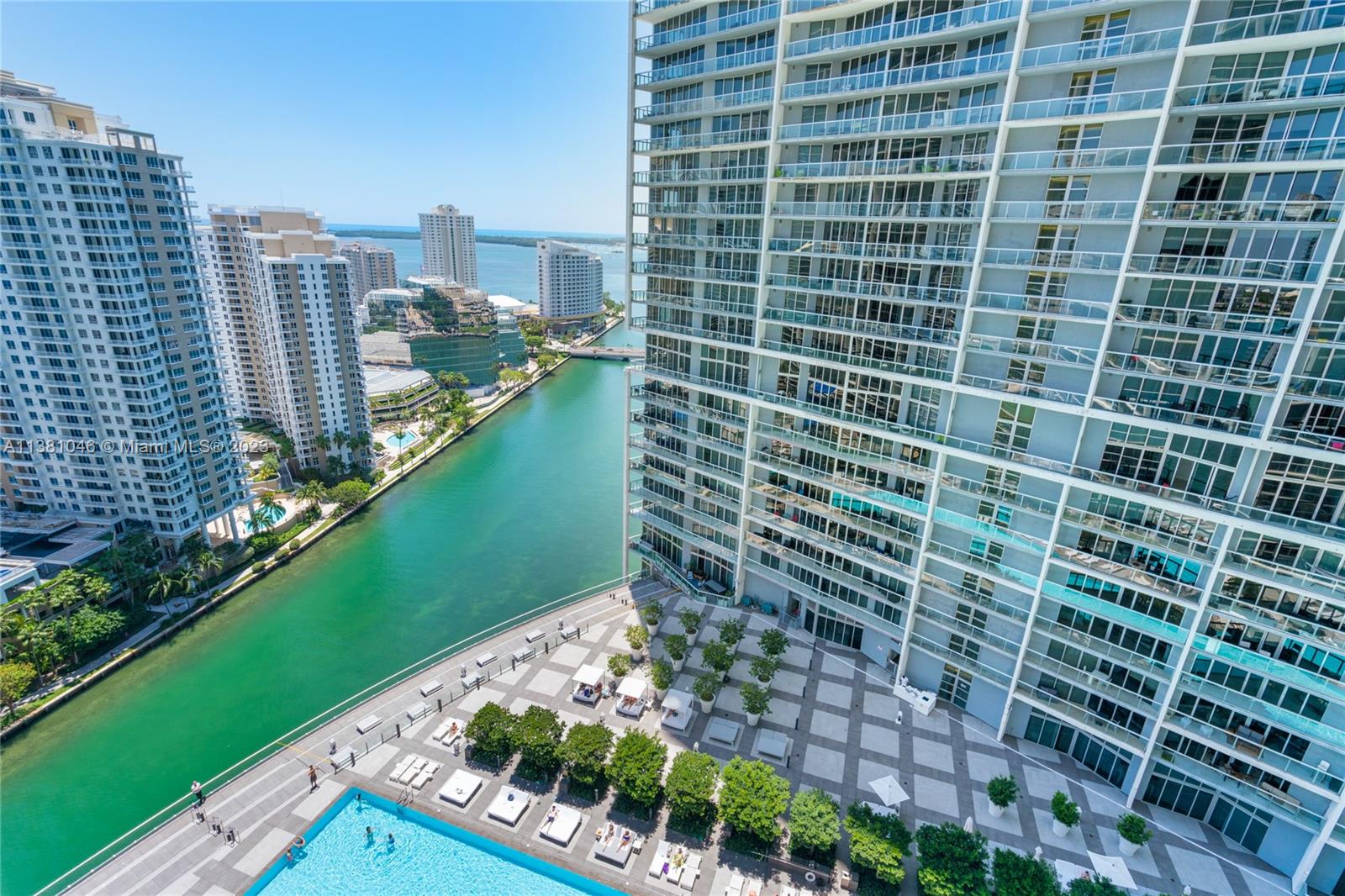 ICONBRICKELL CONDO NO 1 - Residential Lease