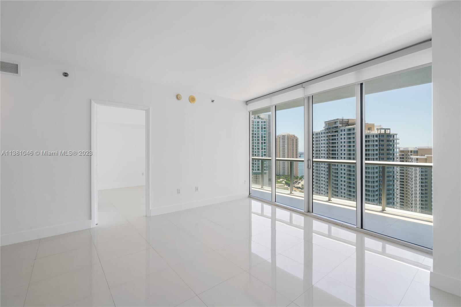 ICONBRICKELL CONDO NO 1 - Residential Lease