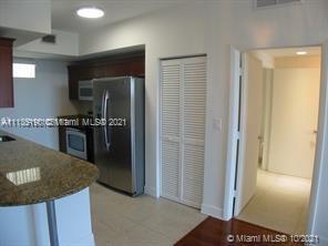 DOWNTOWN DADELAND CONDO N - Residential Lease