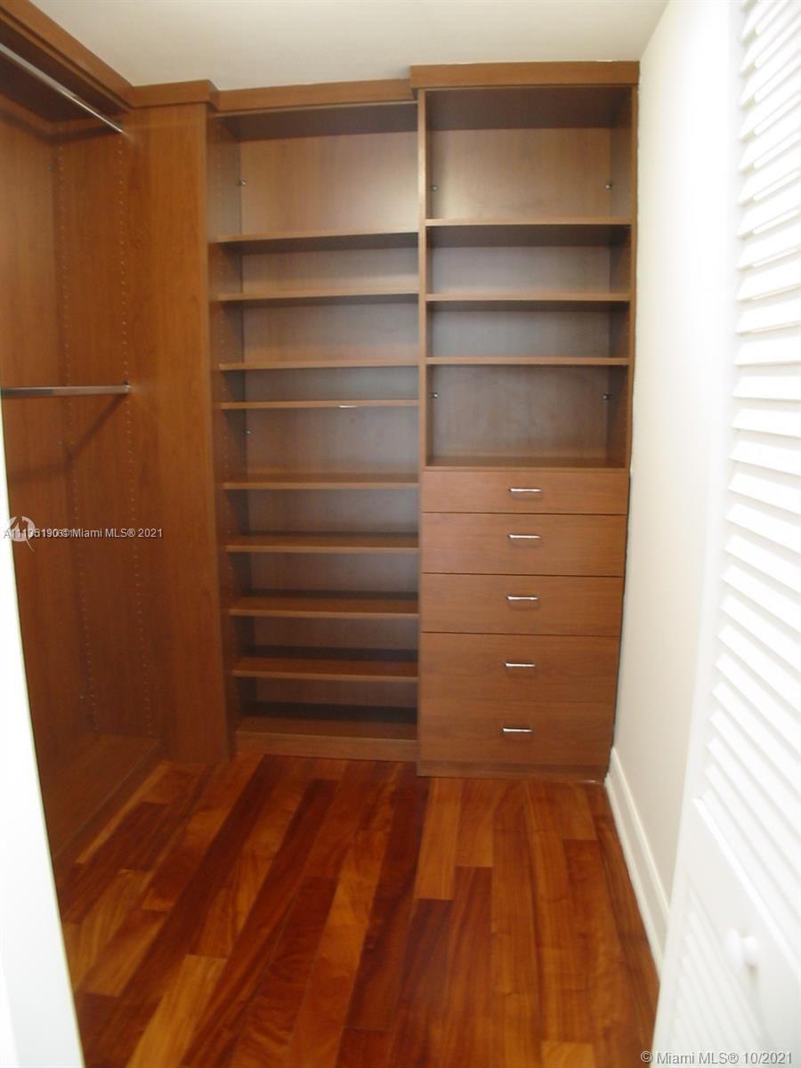 DOWNTOWN DADELAND CONDO N - Residential Lease