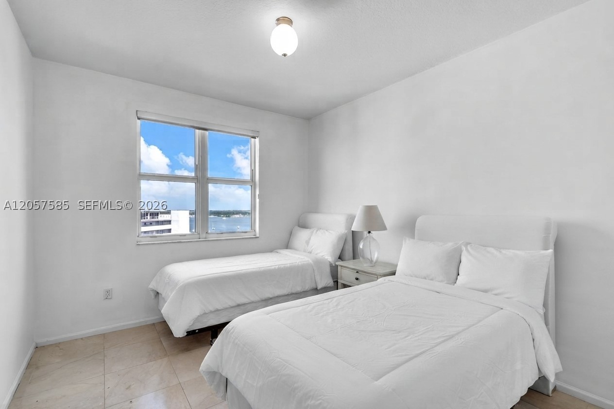 360 CONDO A - Residential