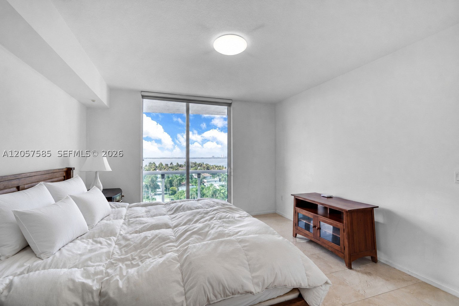 360 CONDO A - Residential