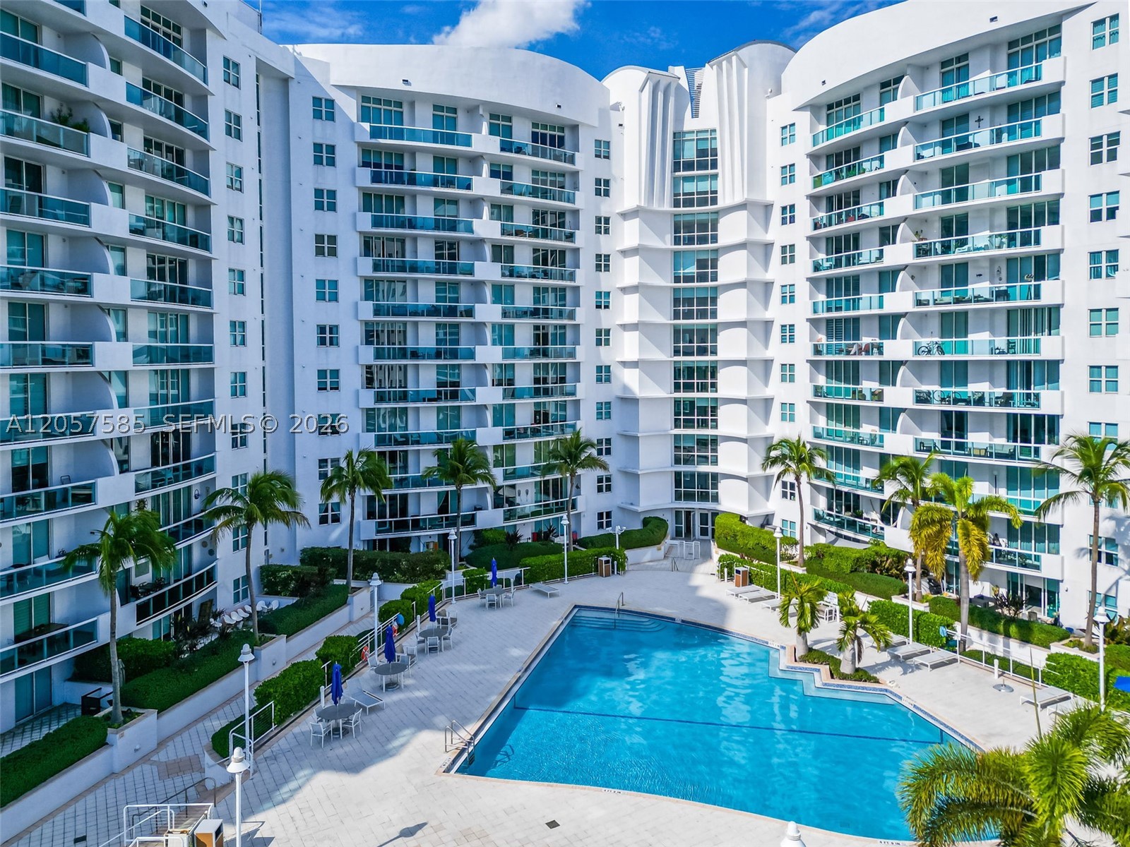 360 CONDO A - Residential