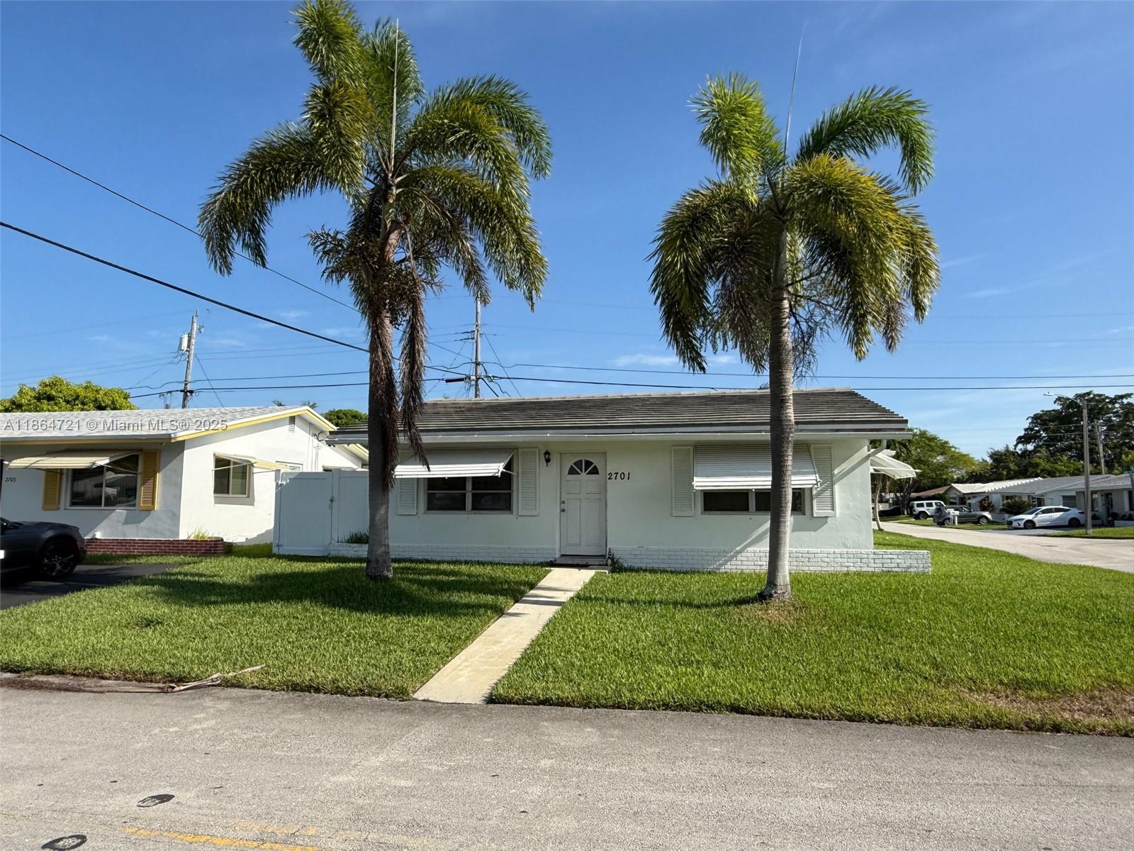 TAMARAC LAKES NORTH - Residential