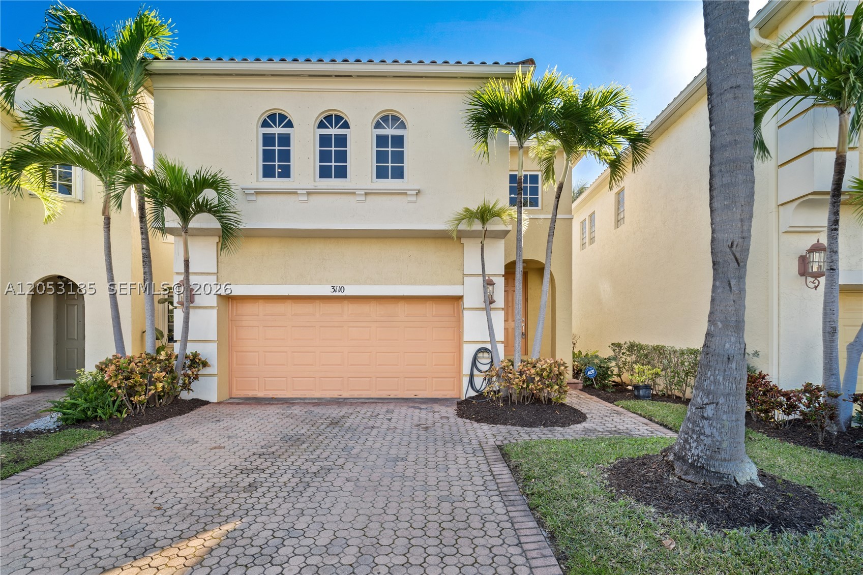 AVENTURA LAKES - PHASE II - Residential Lease