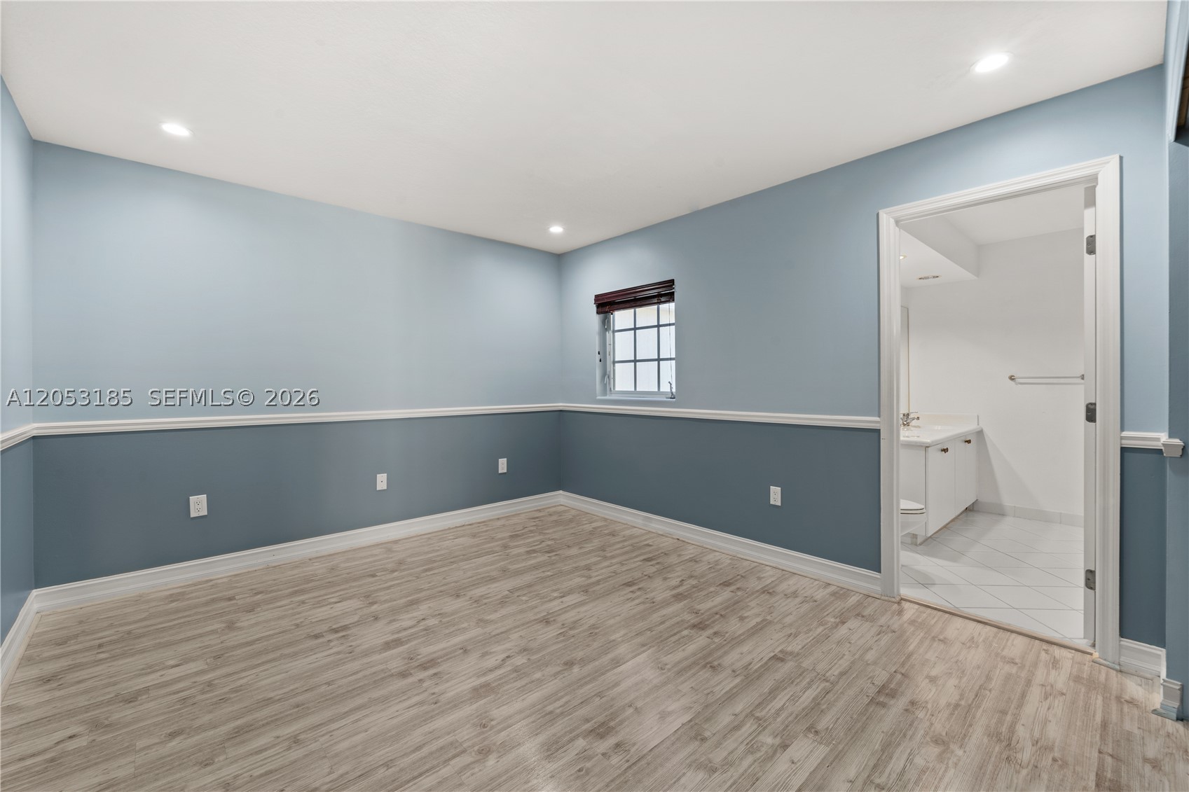 AVENTURA LAKES - PHASE II - Residential Lease