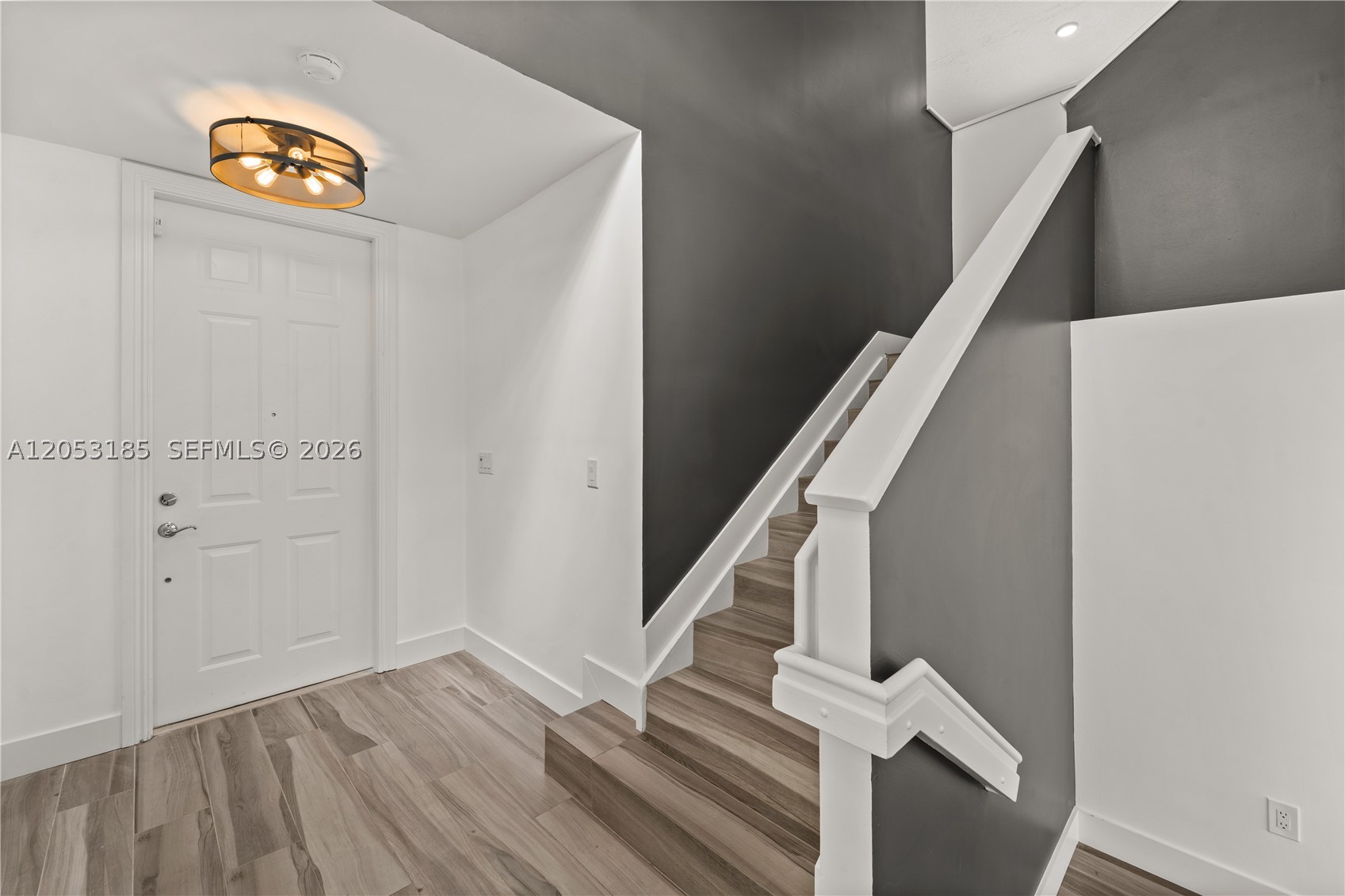 AVENTURA LAKES - PHASE II - Residential Lease