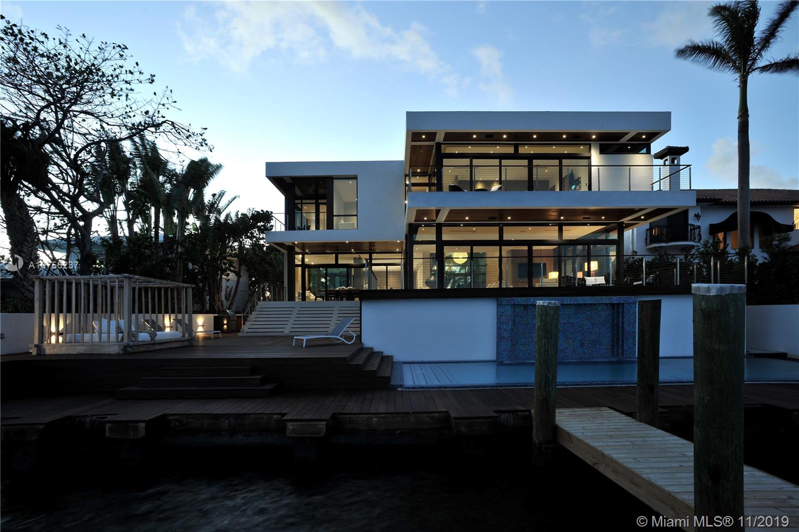 BELLE MEADE ISLAND - Residential
