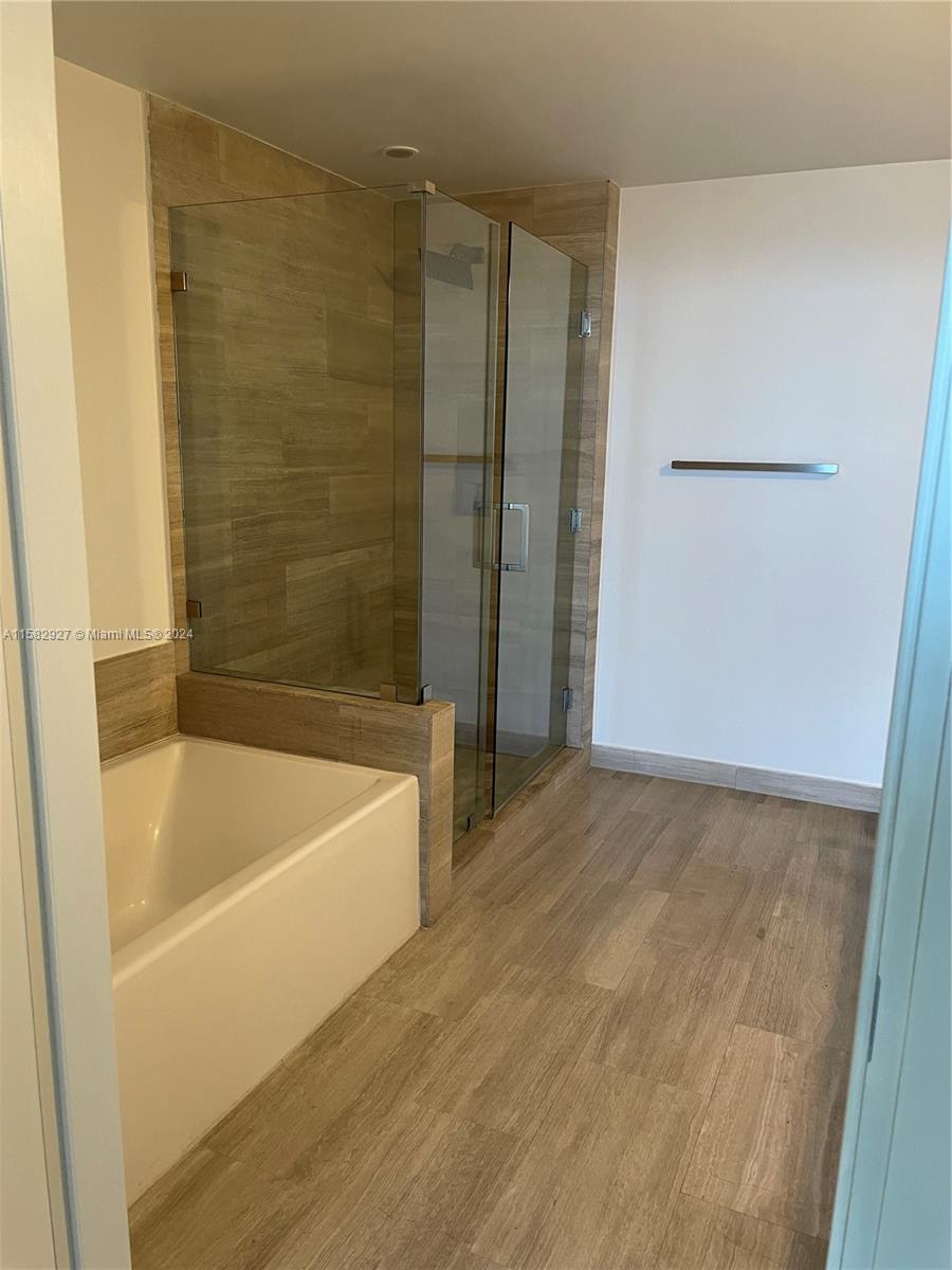 BRICKELLHOUSE CONDO - Residential Lease