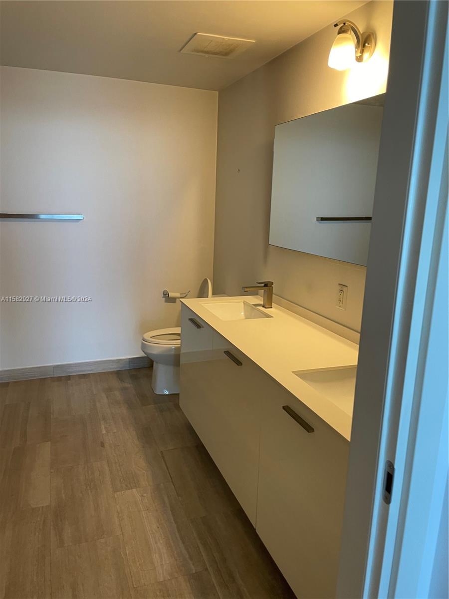 BRICKELLHOUSE CONDO - Residential Lease