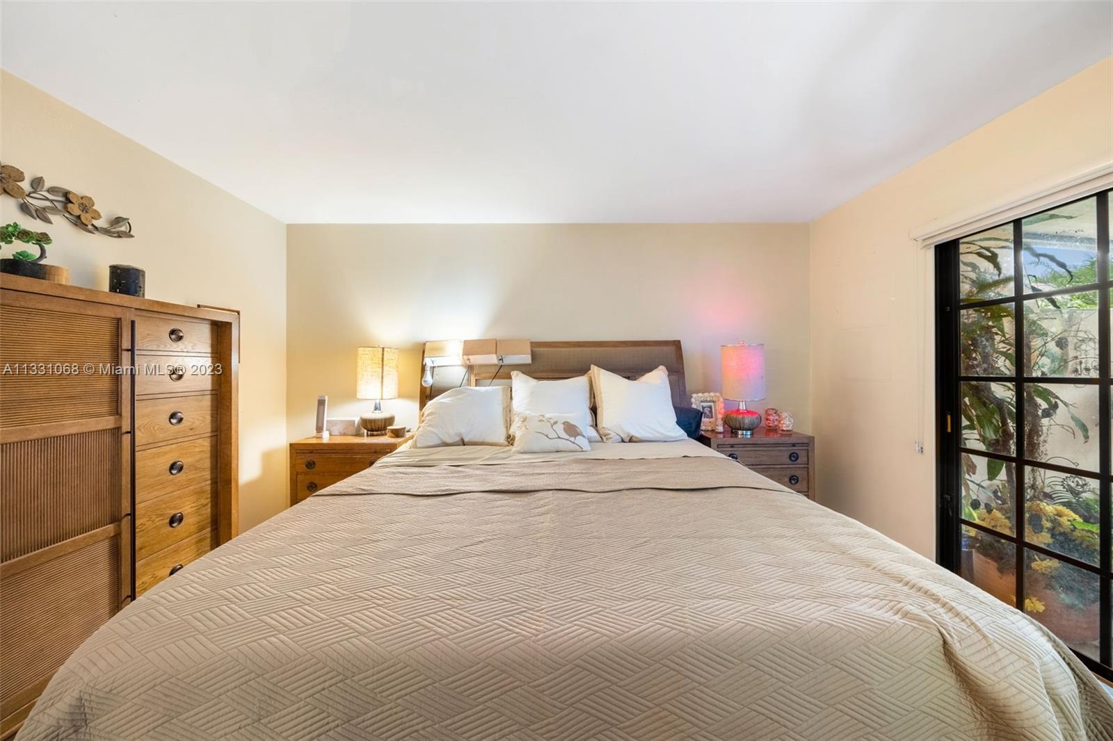 SUNSET PARK LAKE VILLAS S - Residential