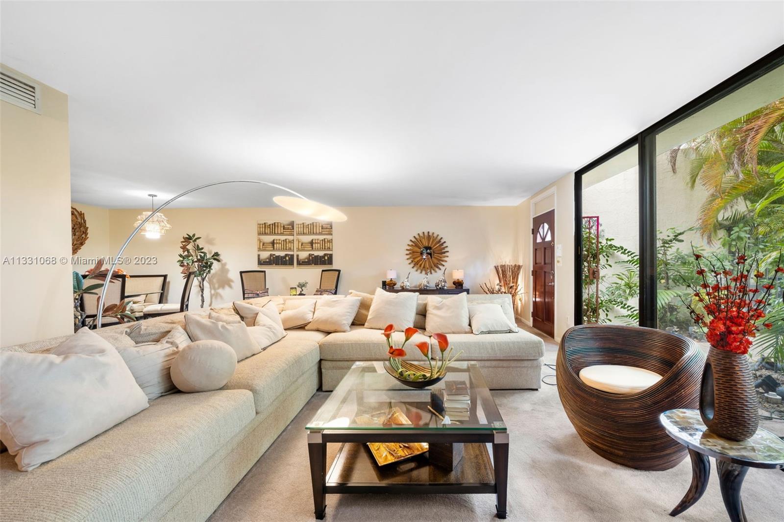 SUNSET PARK LAKE VILLAS S - Residential