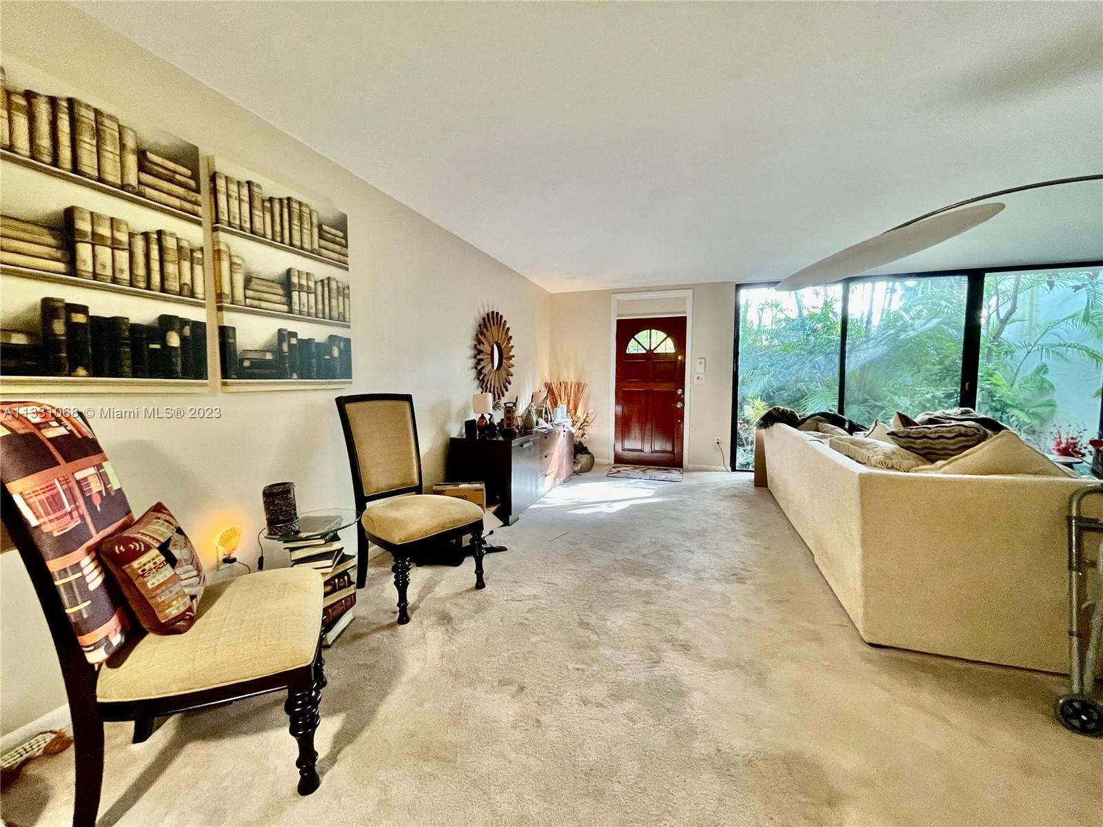 SUNSET PARK LAKE VILLAS S - Residential