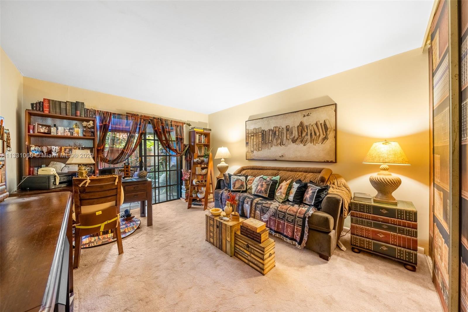 SUNSET PARK LAKE VILLAS S - Residential