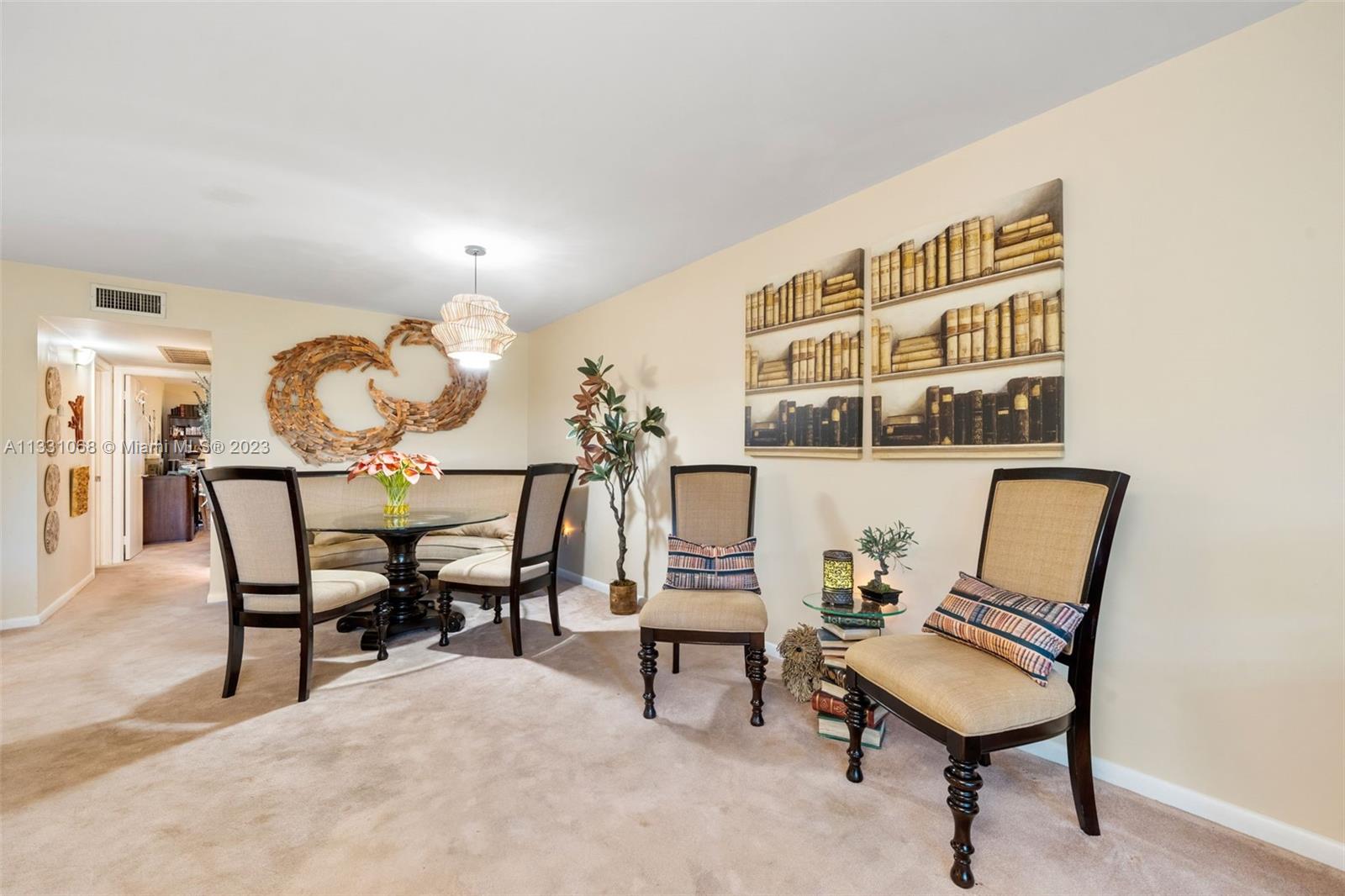 SUNSET PARK LAKE VILLAS S - Residential
