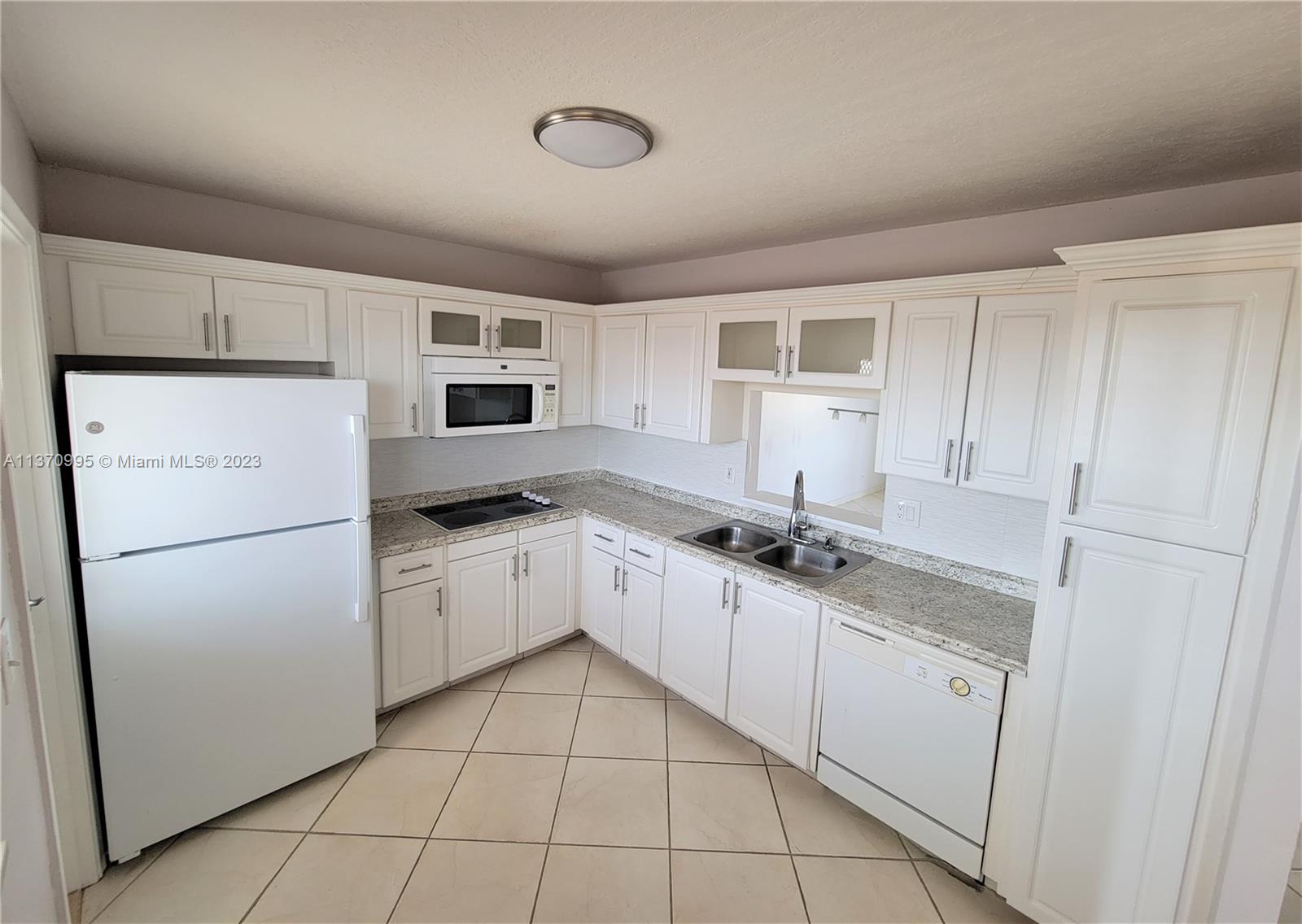 MEADOWBROOK TOWERS CONDO - Residential Lease